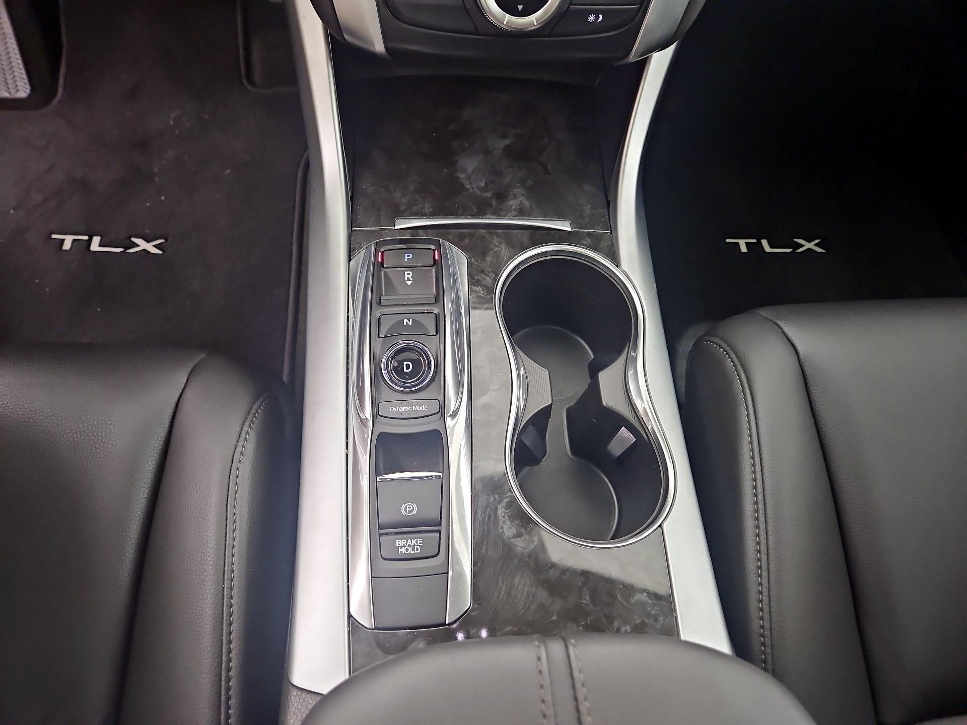 Thumbnail: 2018 Acura TLX - 15