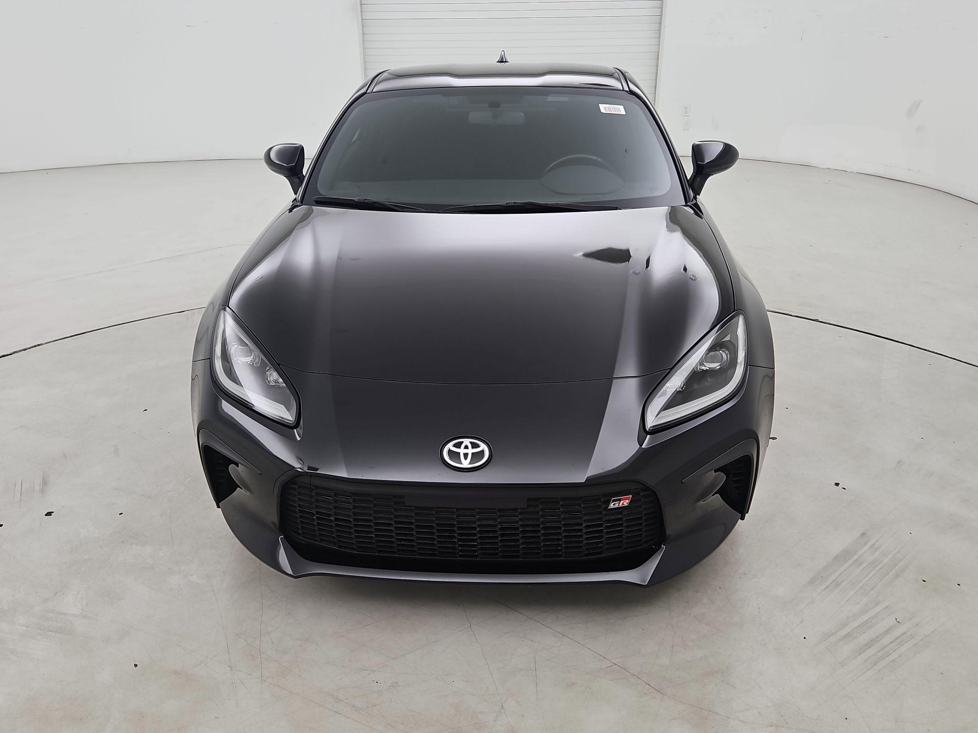 Thumbnail: 2024 Toyota GR86 - 2