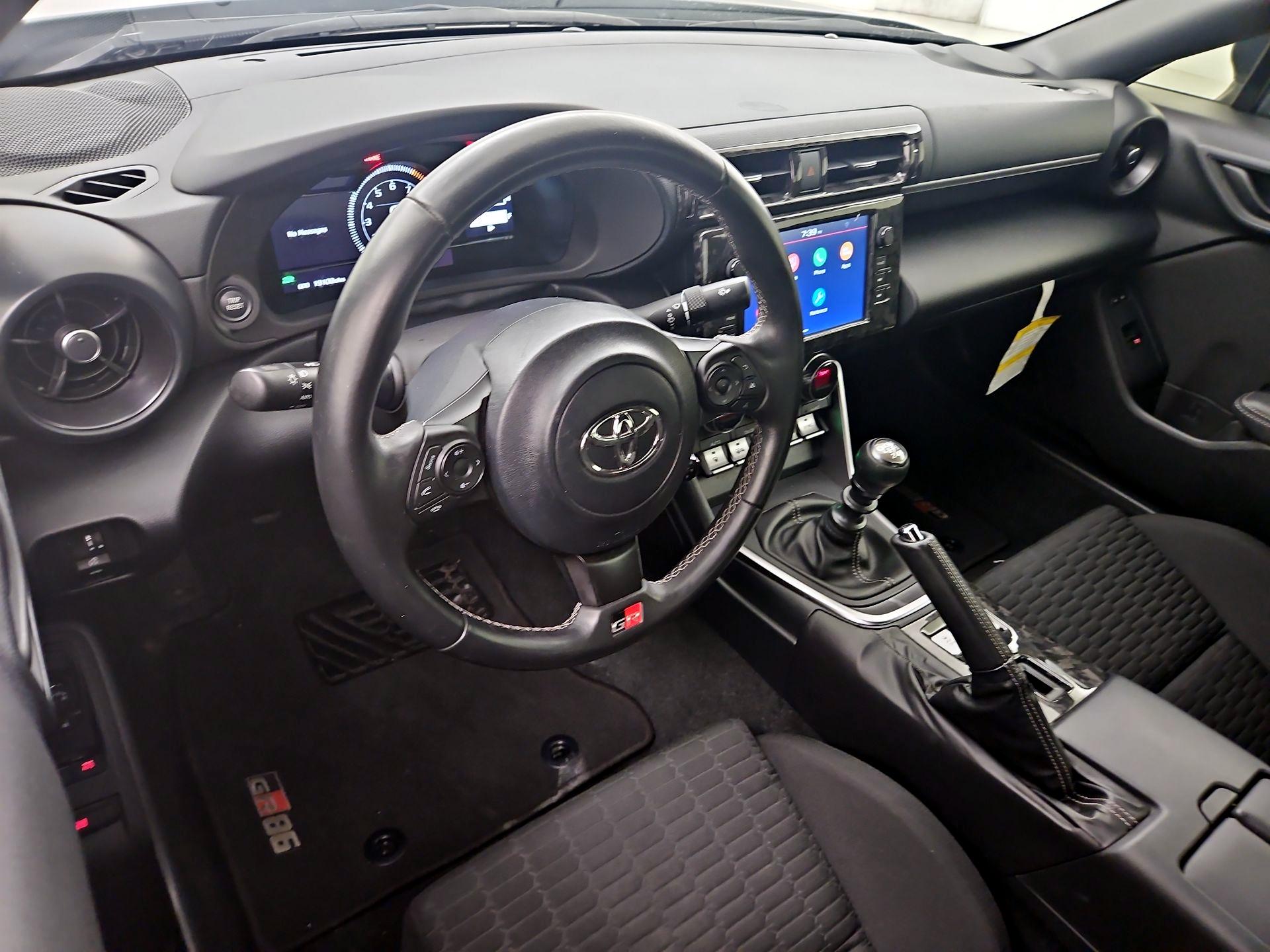 Thumbnail: 2024 Toyota GR86 - 8