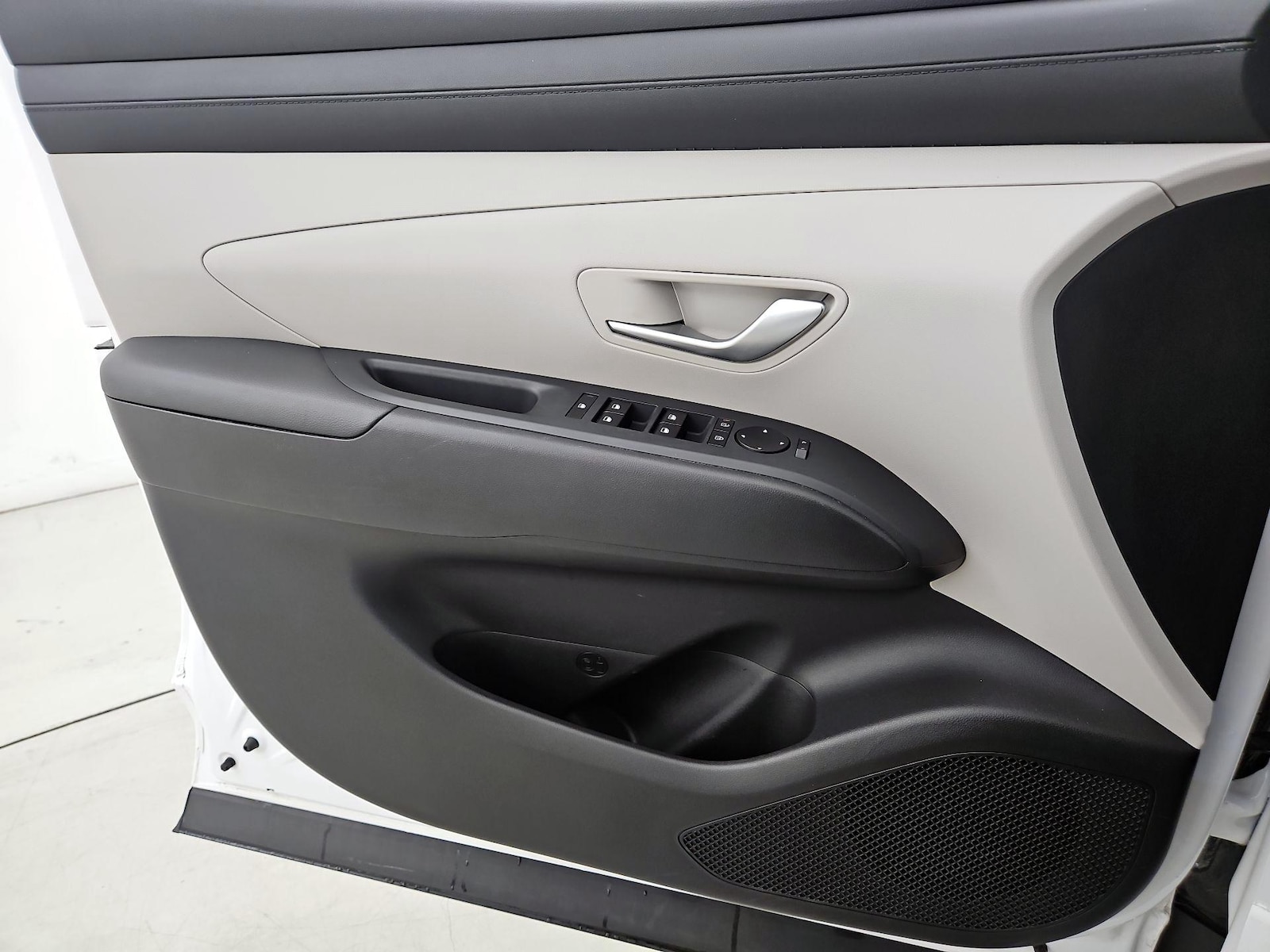 2025 Hyundai Tucson SE - Photo 13