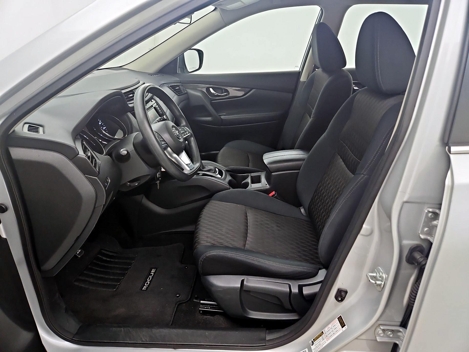 Thumbnail: 2018 Nissan Rogue - 11