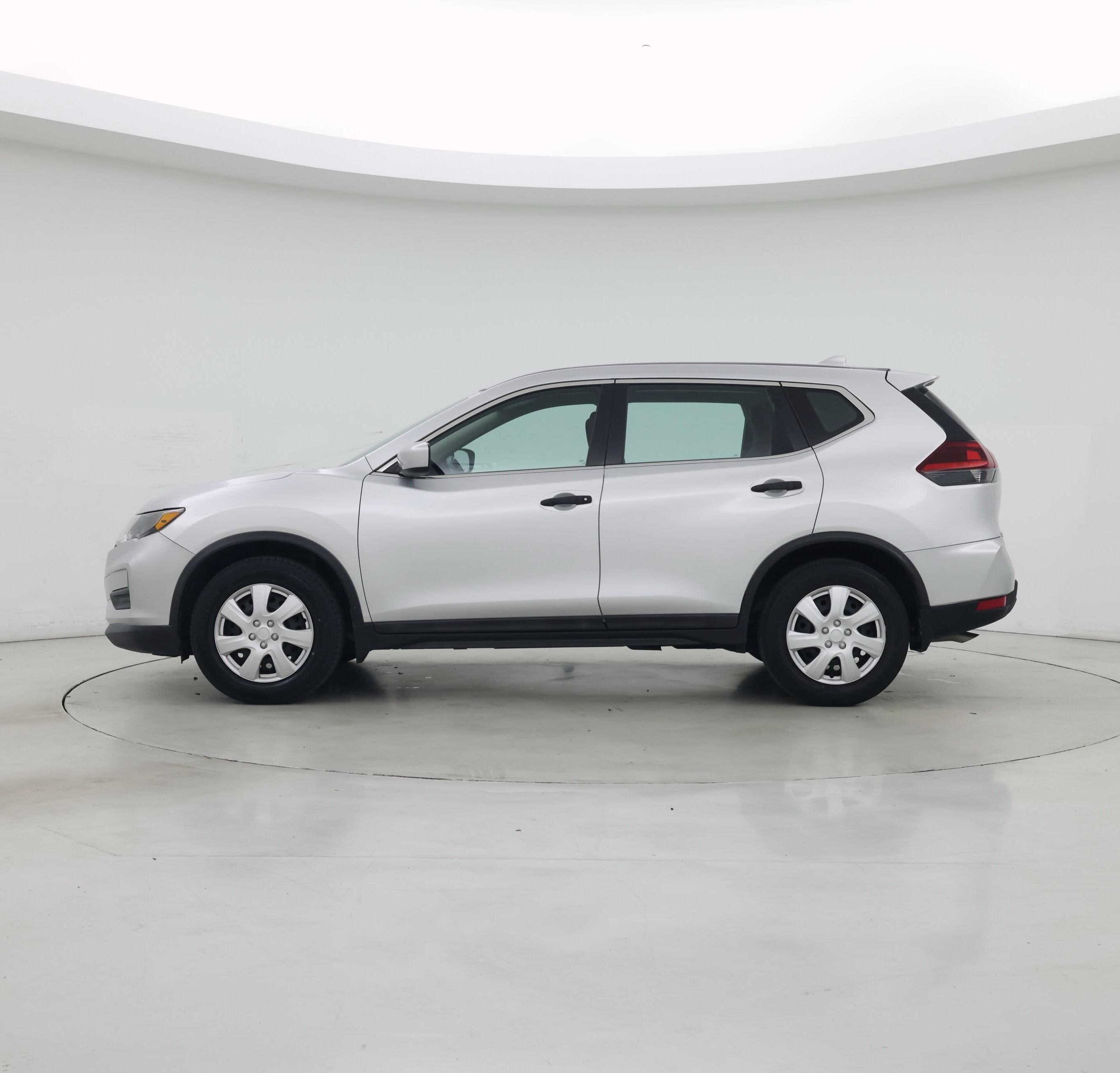 Thumbnail: 2018 Nissan Rogue - 3