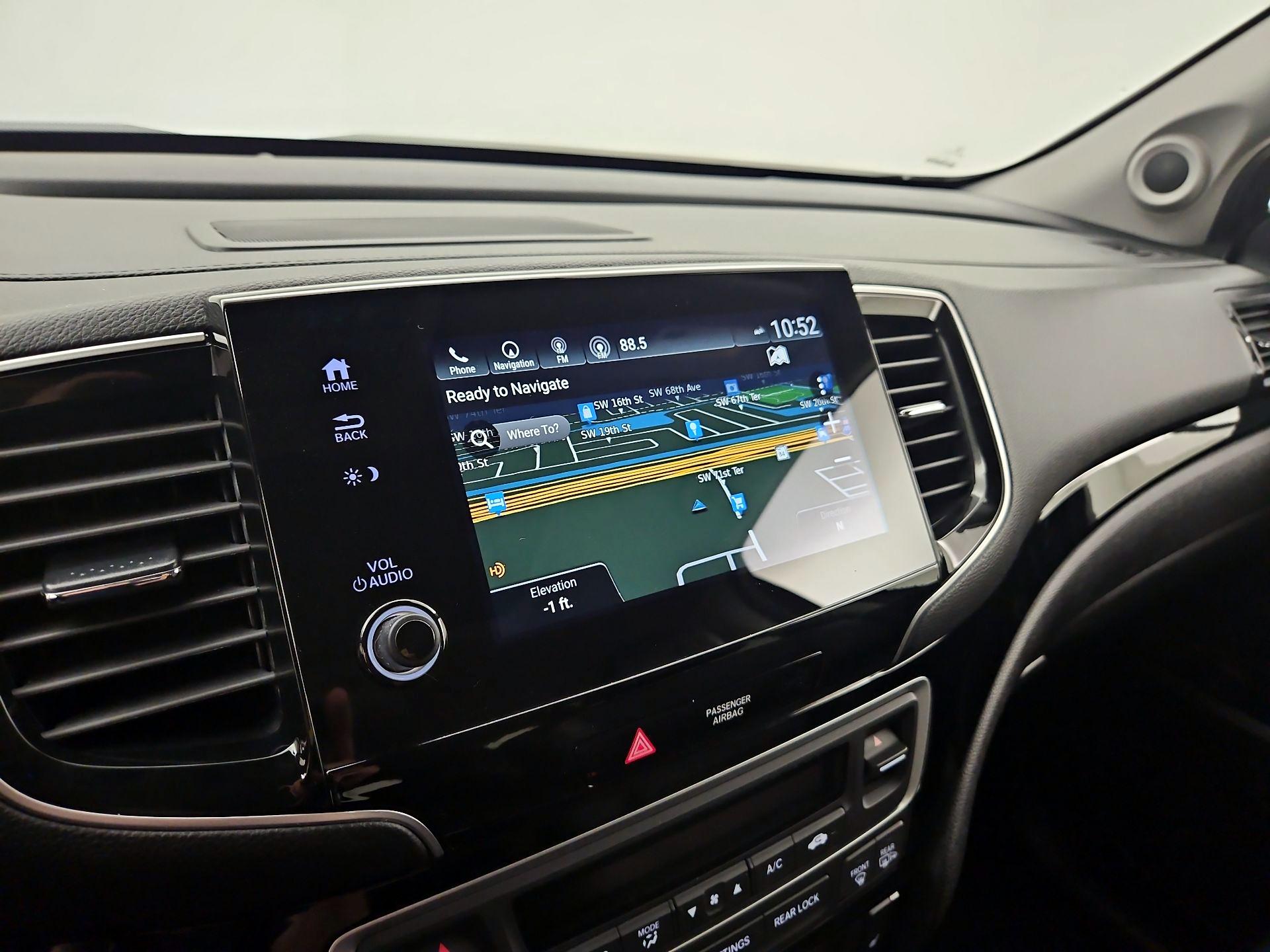 Thumbnail: 2019 Honda Pilot - 14