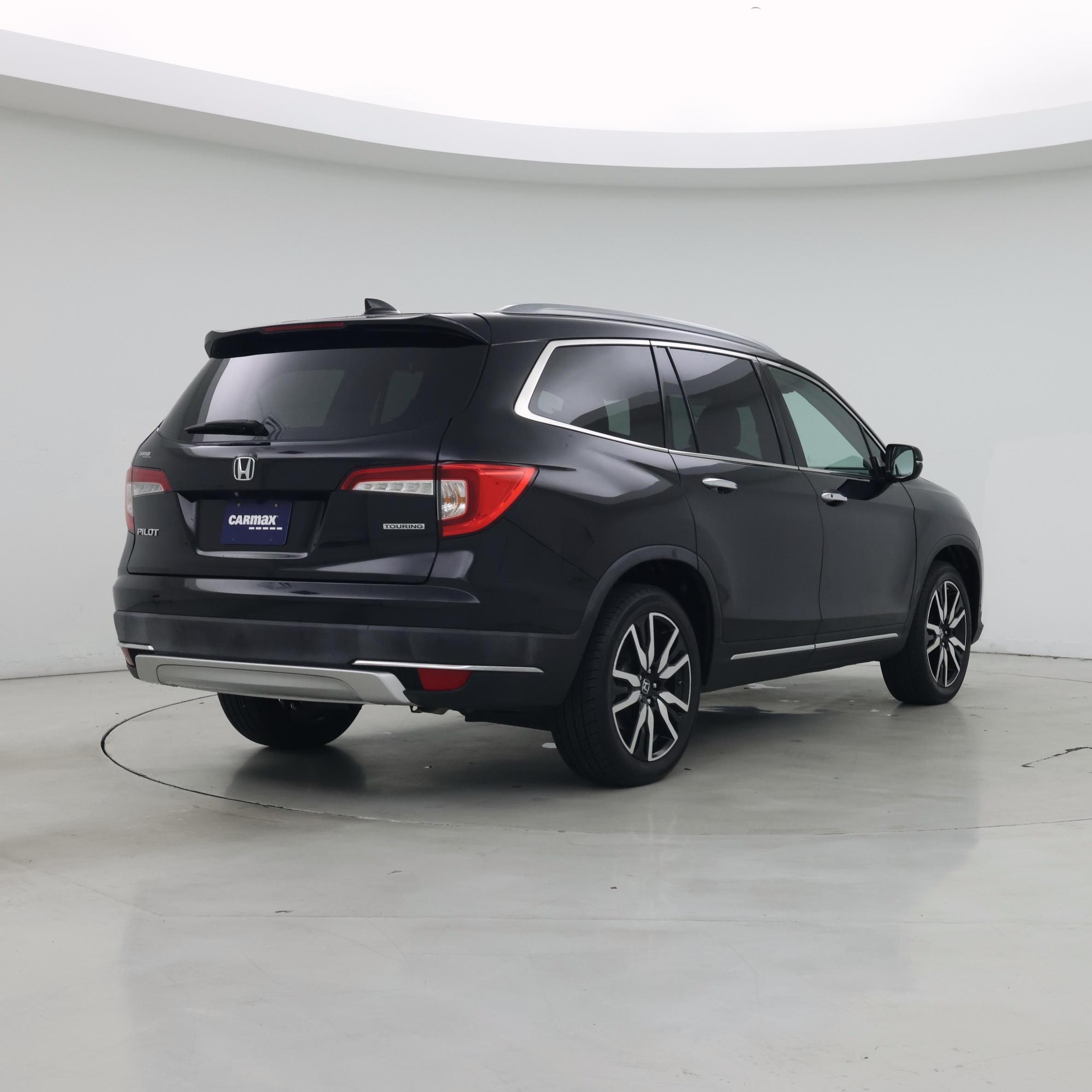 Thumbnail: 2019 Honda Pilot - 8