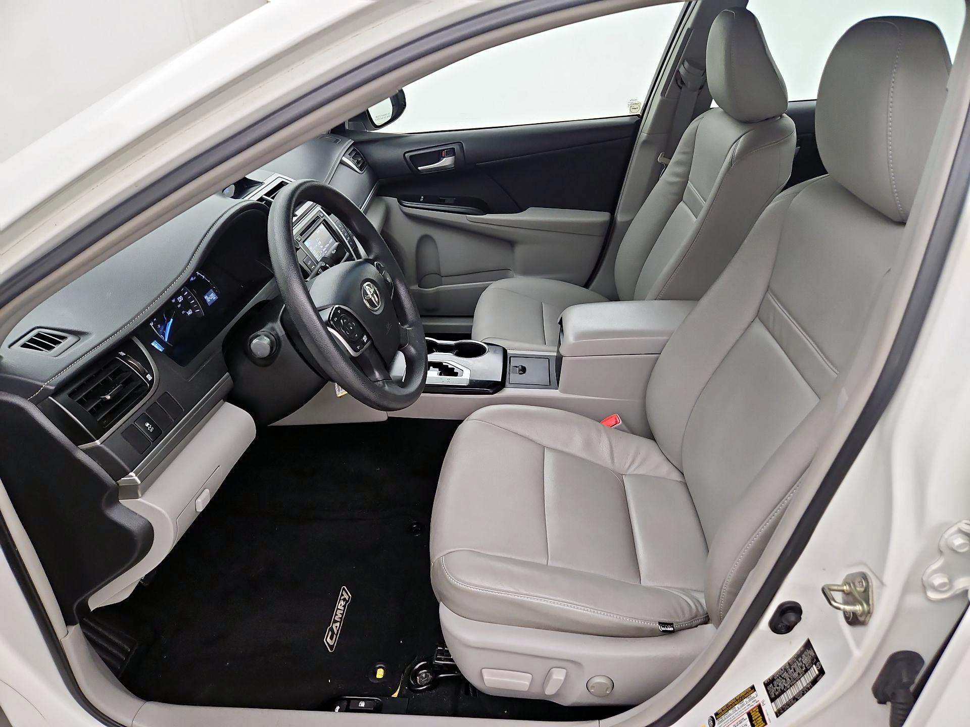 Thumbnail: 2014 Toyota Camry - 11