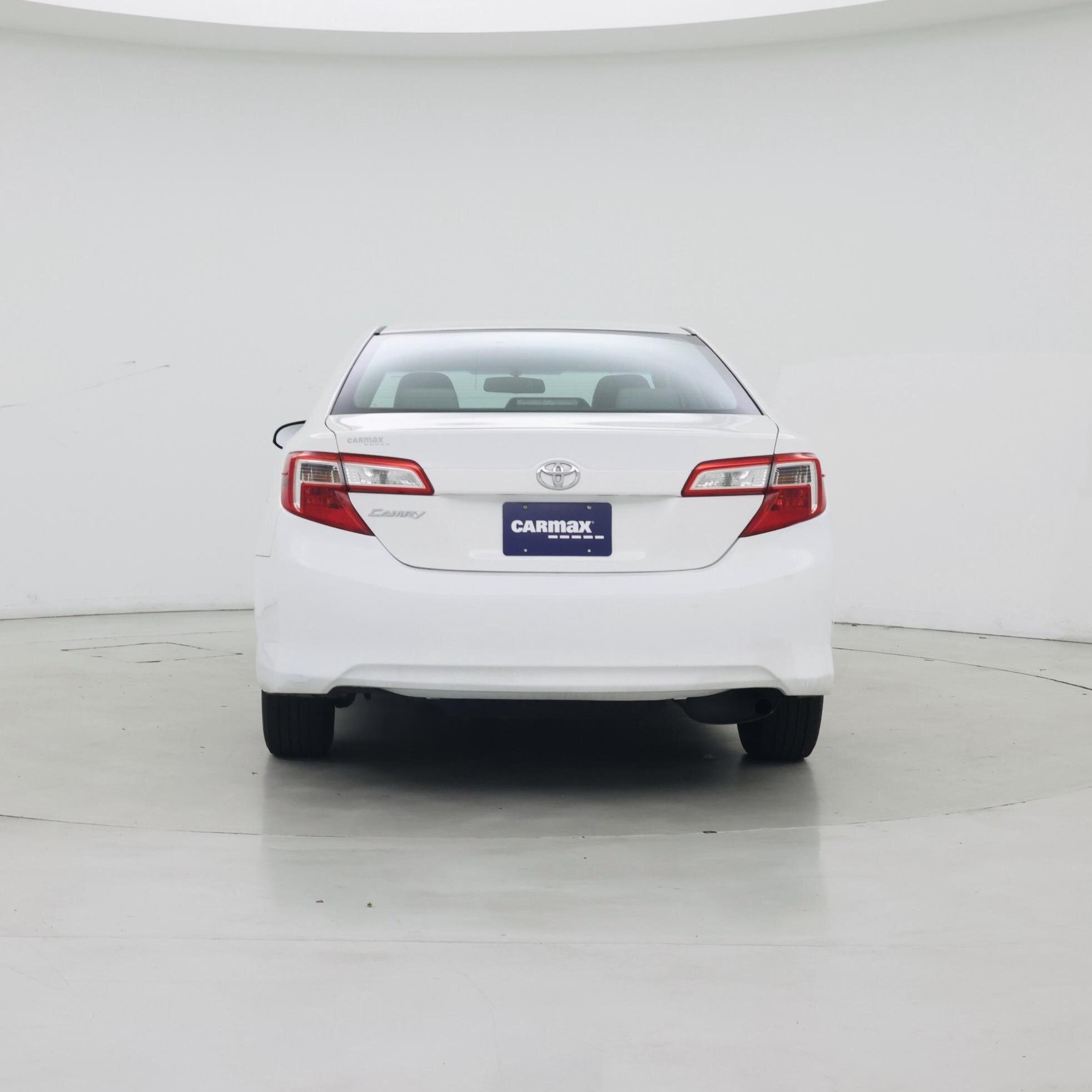 Thumbnail: 2014 Toyota Camry - 6