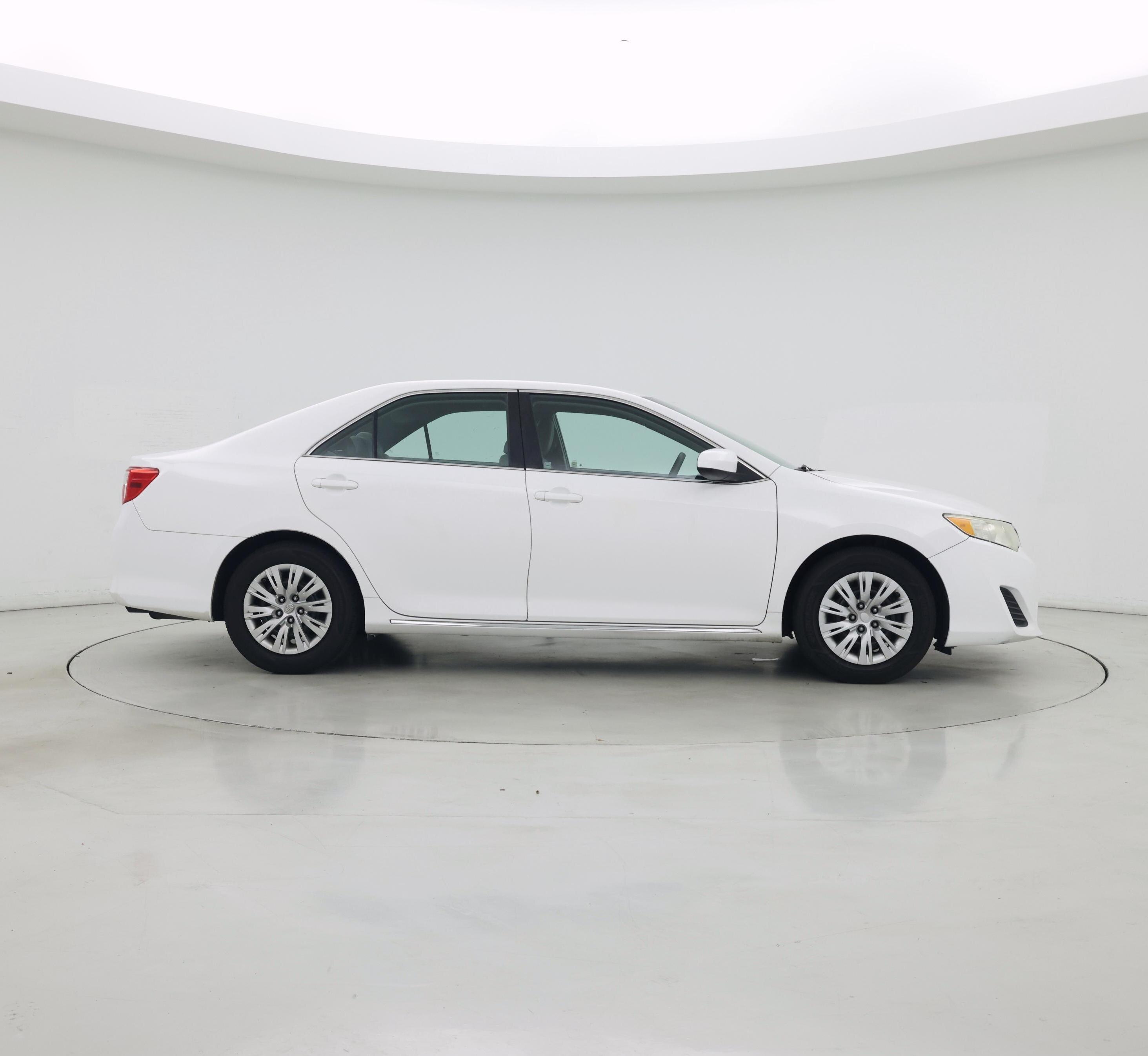 Thumbnail: 2014 Toyota Camry - 7