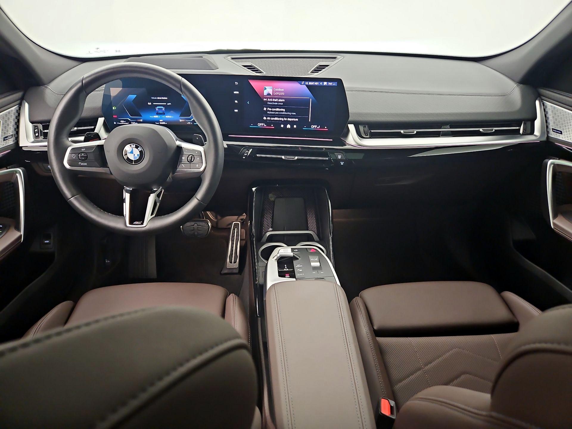 Thumbnail: 2025 BMW X2 - 9