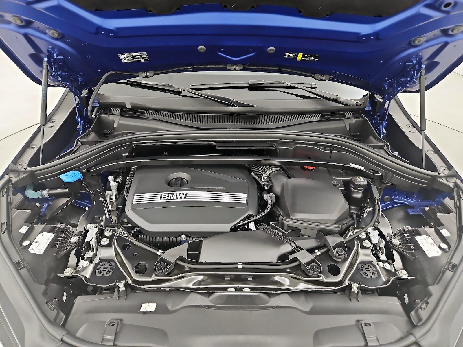 2025 BMW X2 28i - Photo 23
