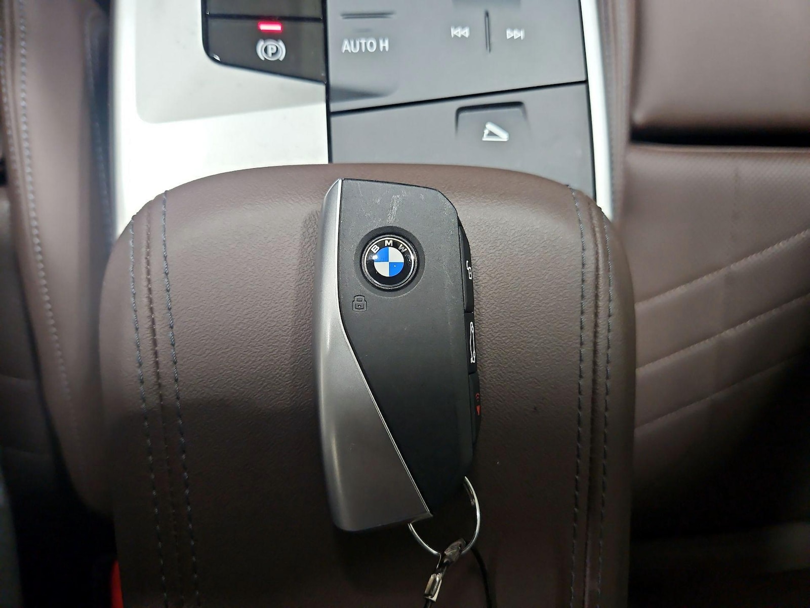 2025 BMW X2 28i - Photo 24
