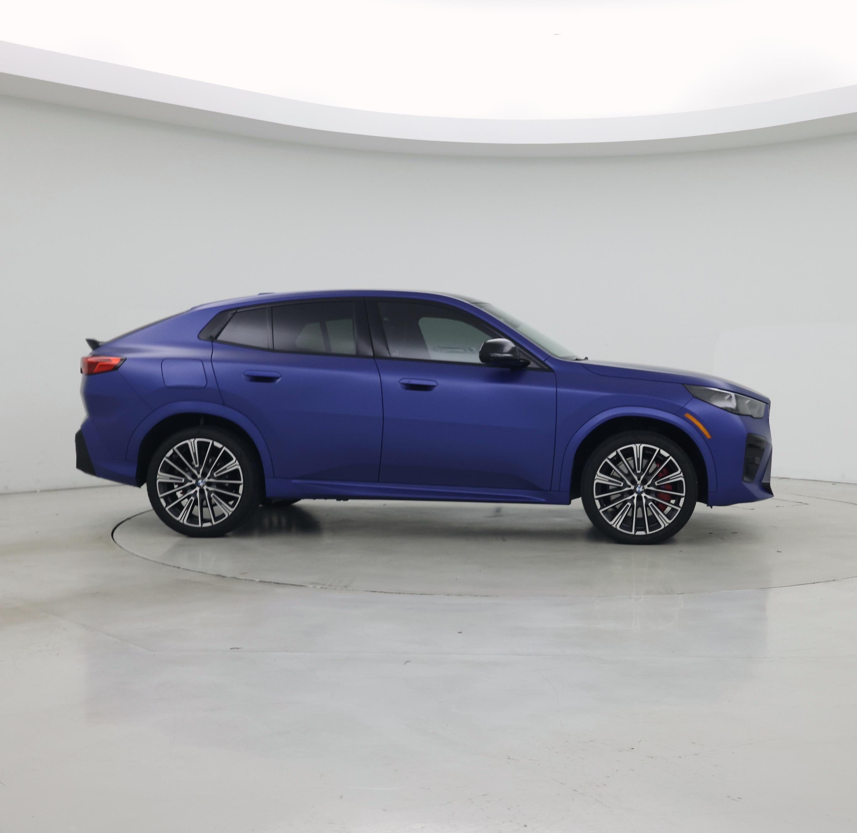 Thumbnail: 2025 BMW X2 - 7
