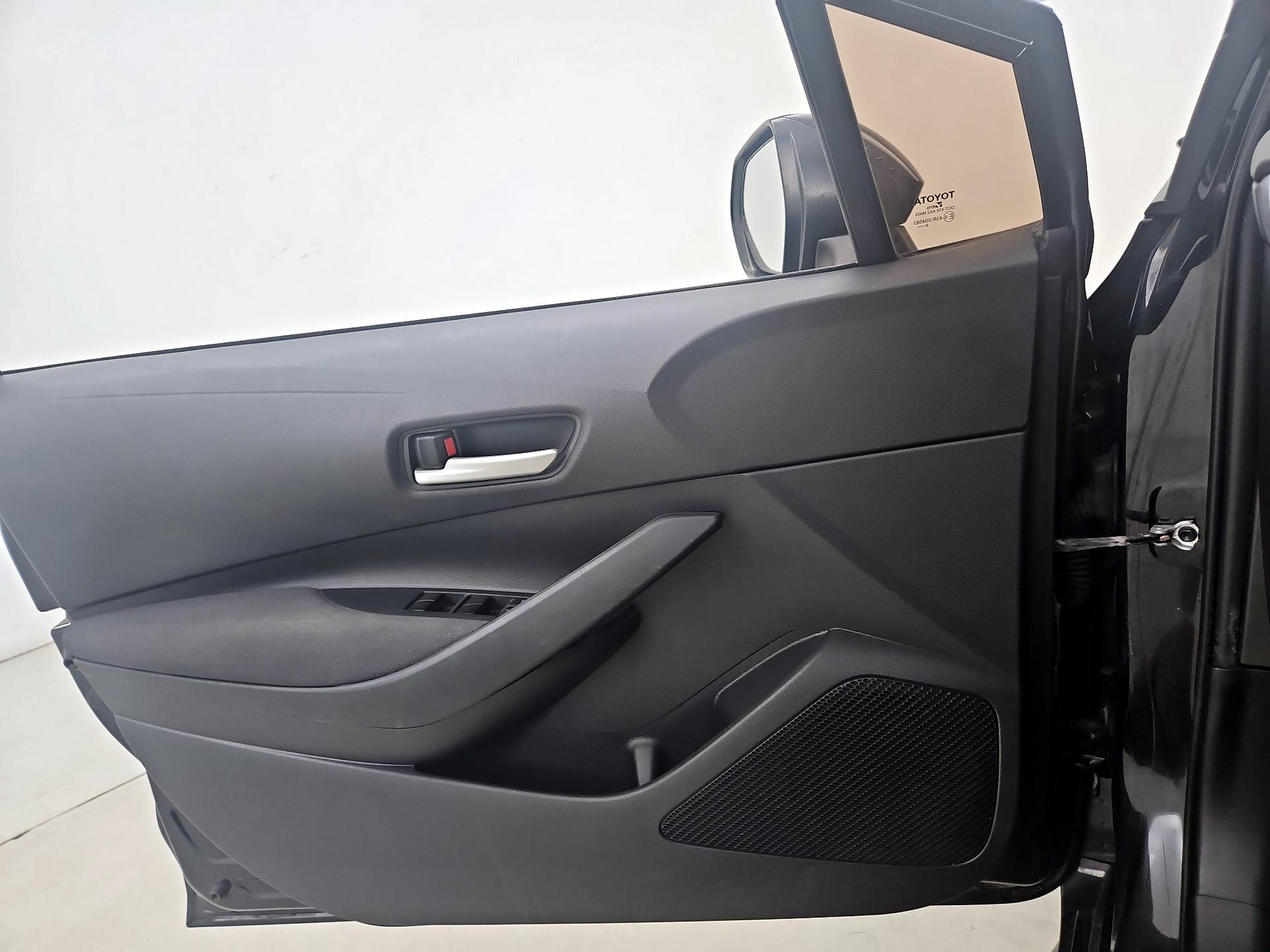 Thumbnail: 2020 Toyota Corolla - 12