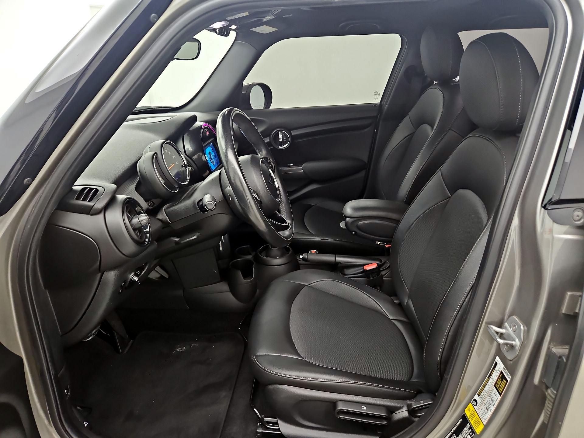 Thumbnail: 2020 MINI Cooper Hardtop - 9