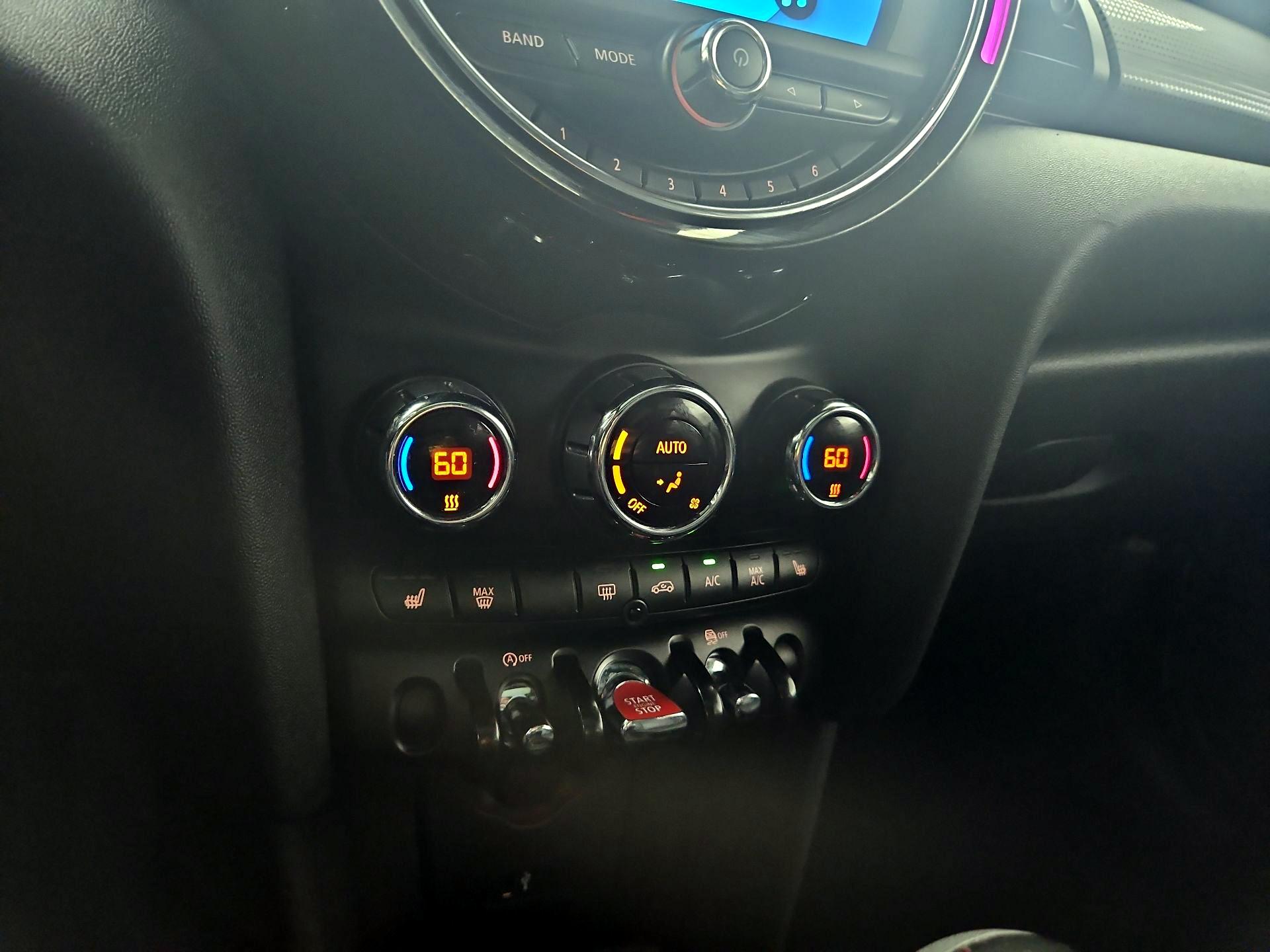 Thumbnail: 2020 MINI Cooper Hardtop - 14