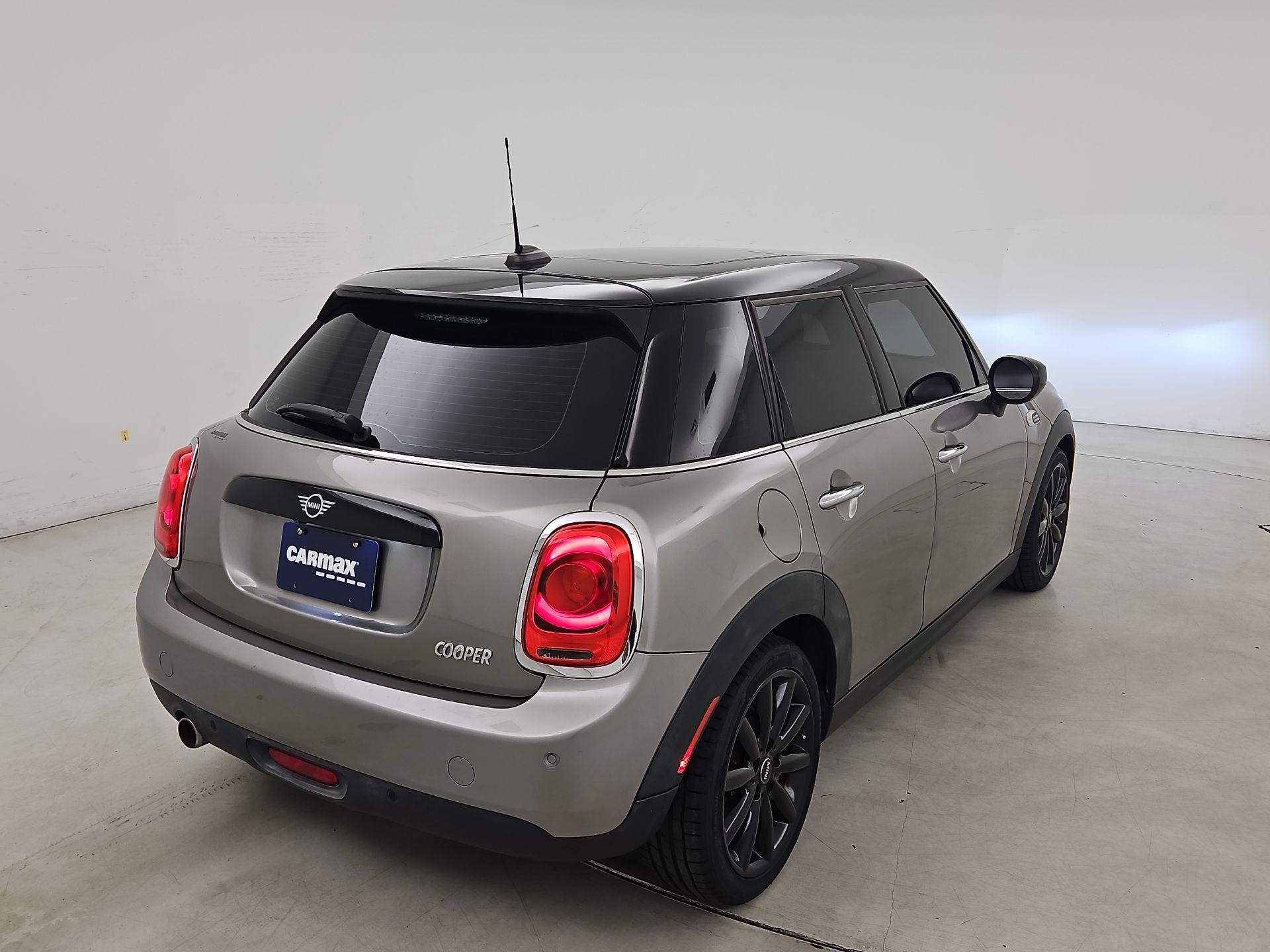Thumbnail: 2020 MINI Cooper Hardtop - 5