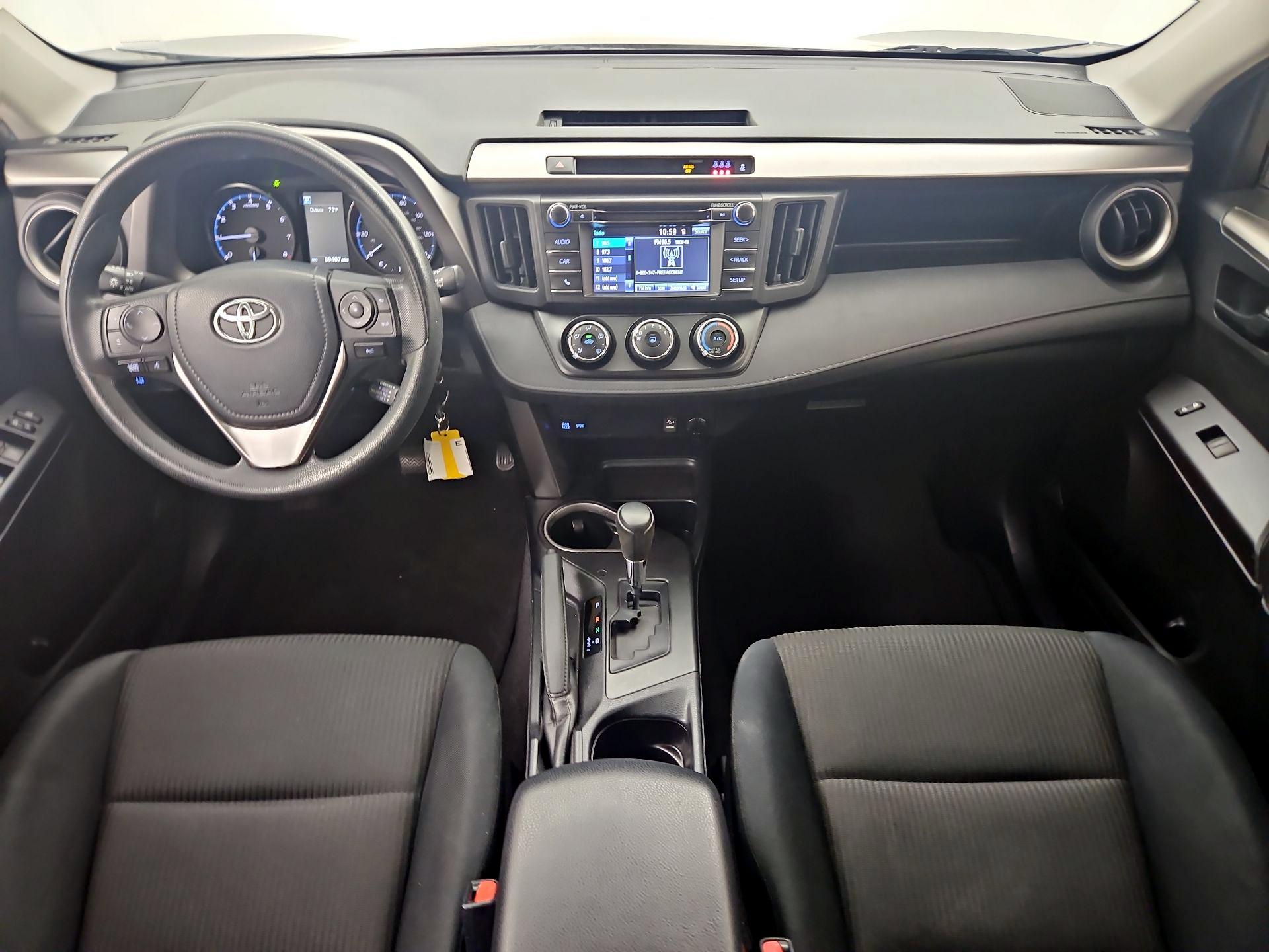 Thumbnail: 2017 Toyota RAV4 - 9