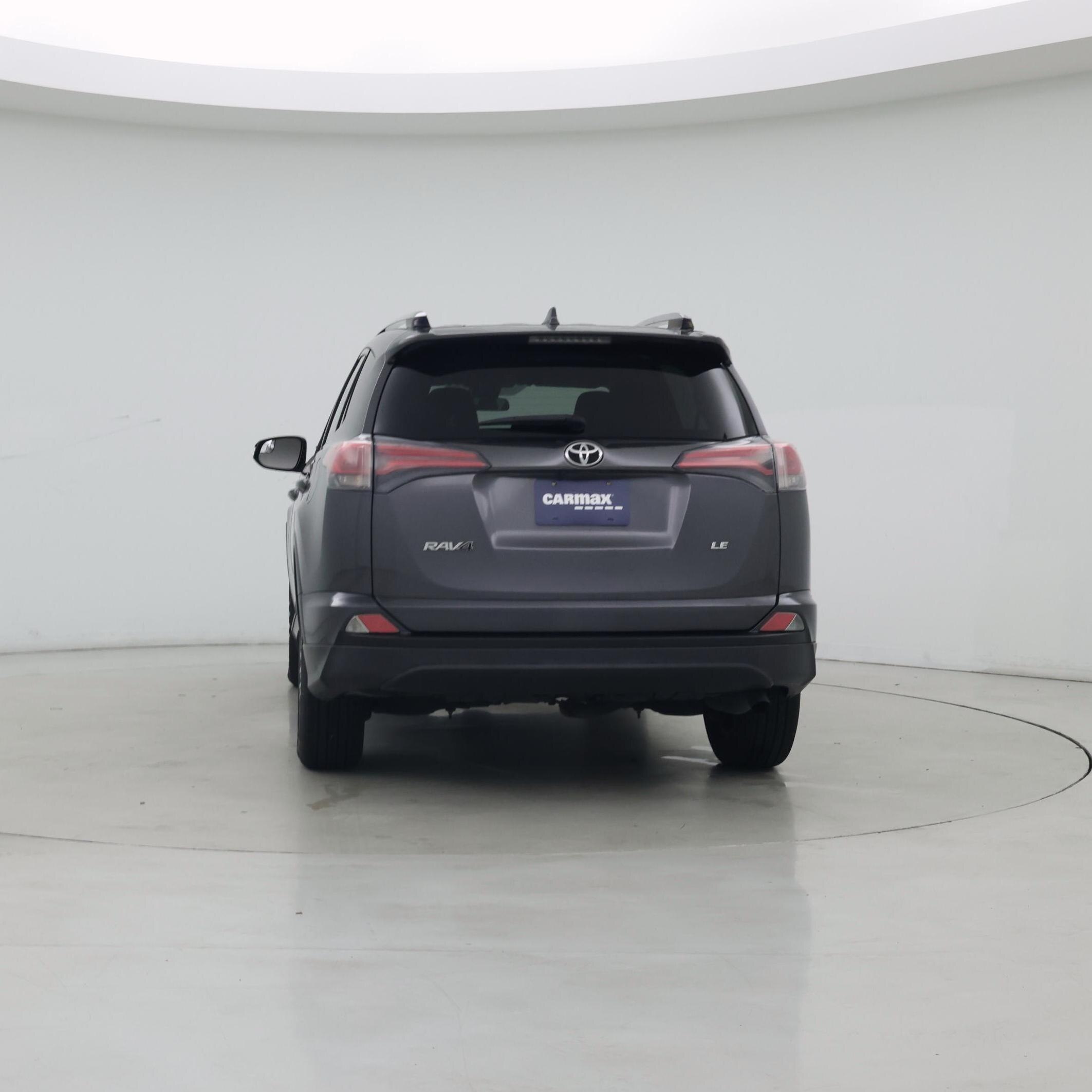 Thumbnail: 2017 Toyota RAV4 - 6