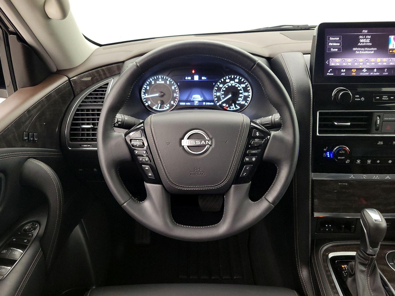 2023 Nissan Armada Platinum - Photo 11