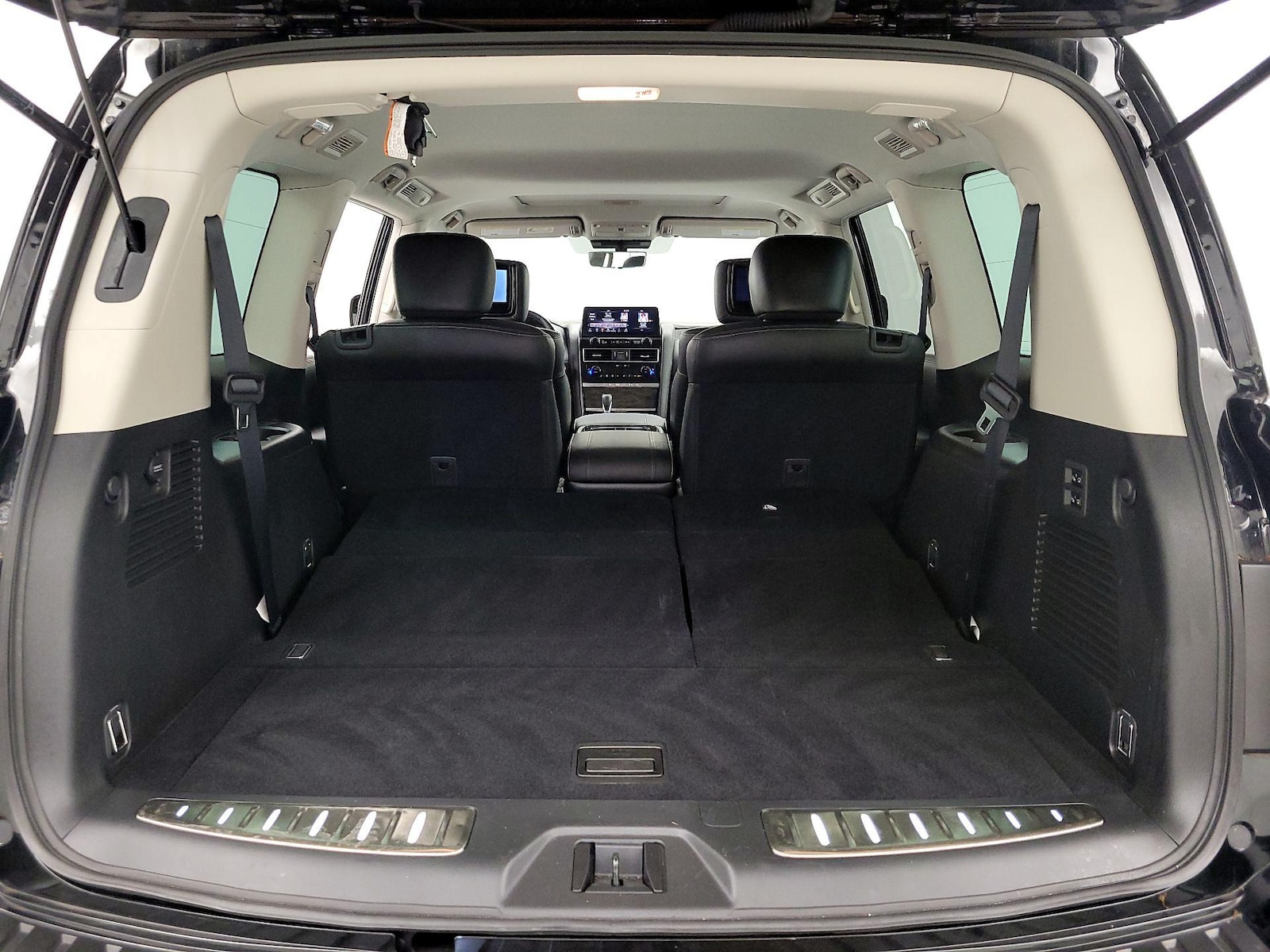 2023 Nissan Armada Platinum - Photo 24
