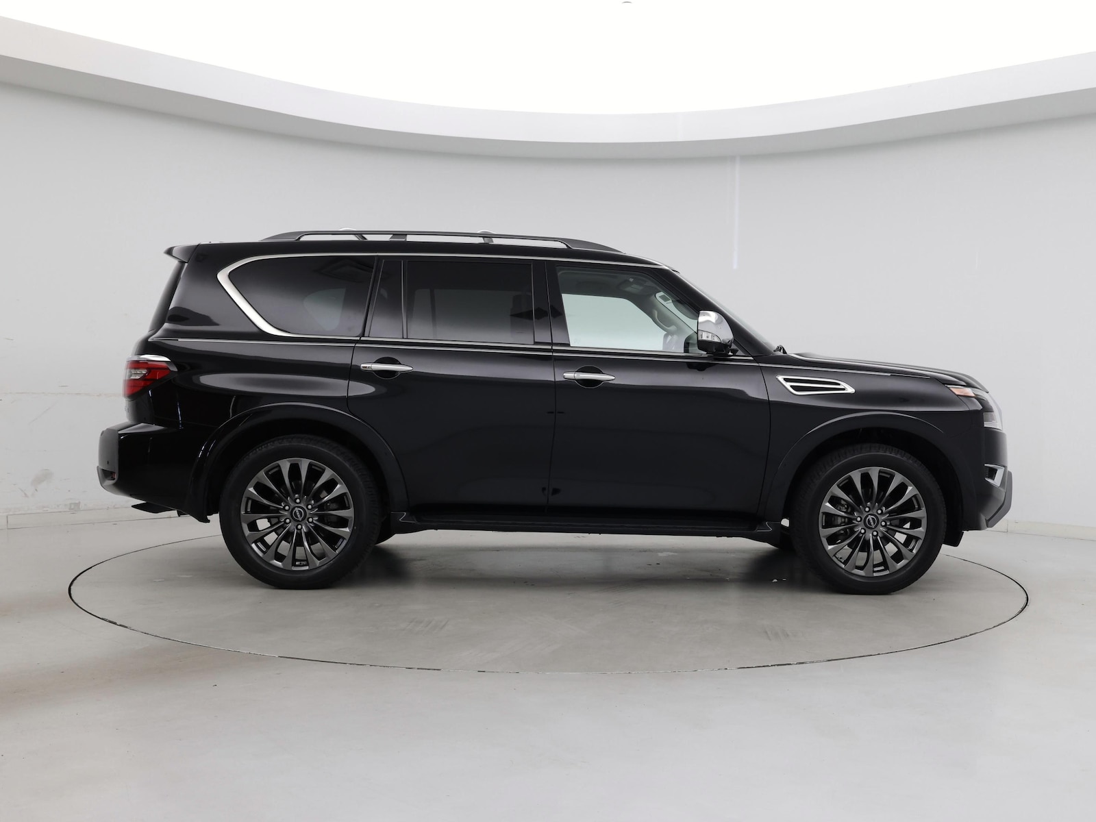 2023 Nissan Armada Platinum - Photo 8