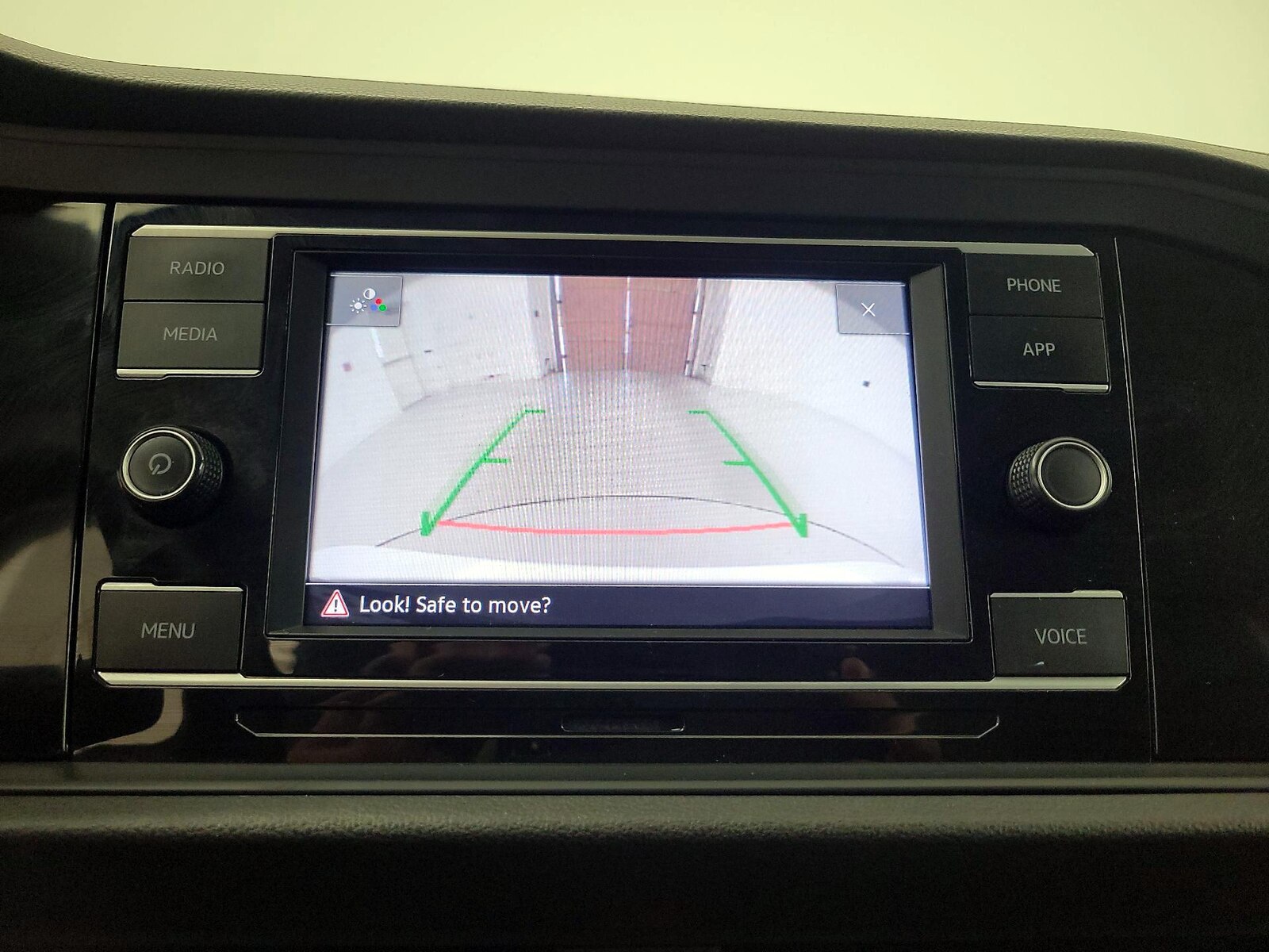 2022 Volkswagen Jetta SE - Photo 15