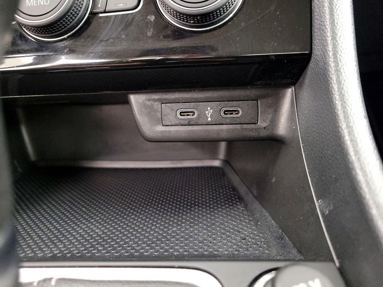 2022 Volkswagen Jetta SE - Photo 19