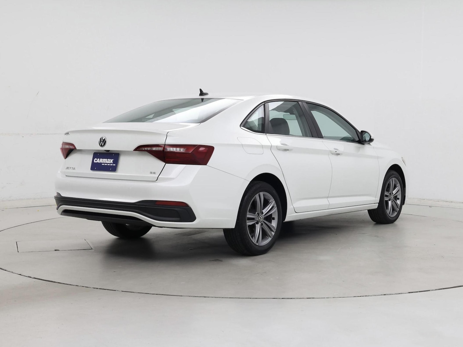 2022 Volkswagen Jetta SE - Photo 9