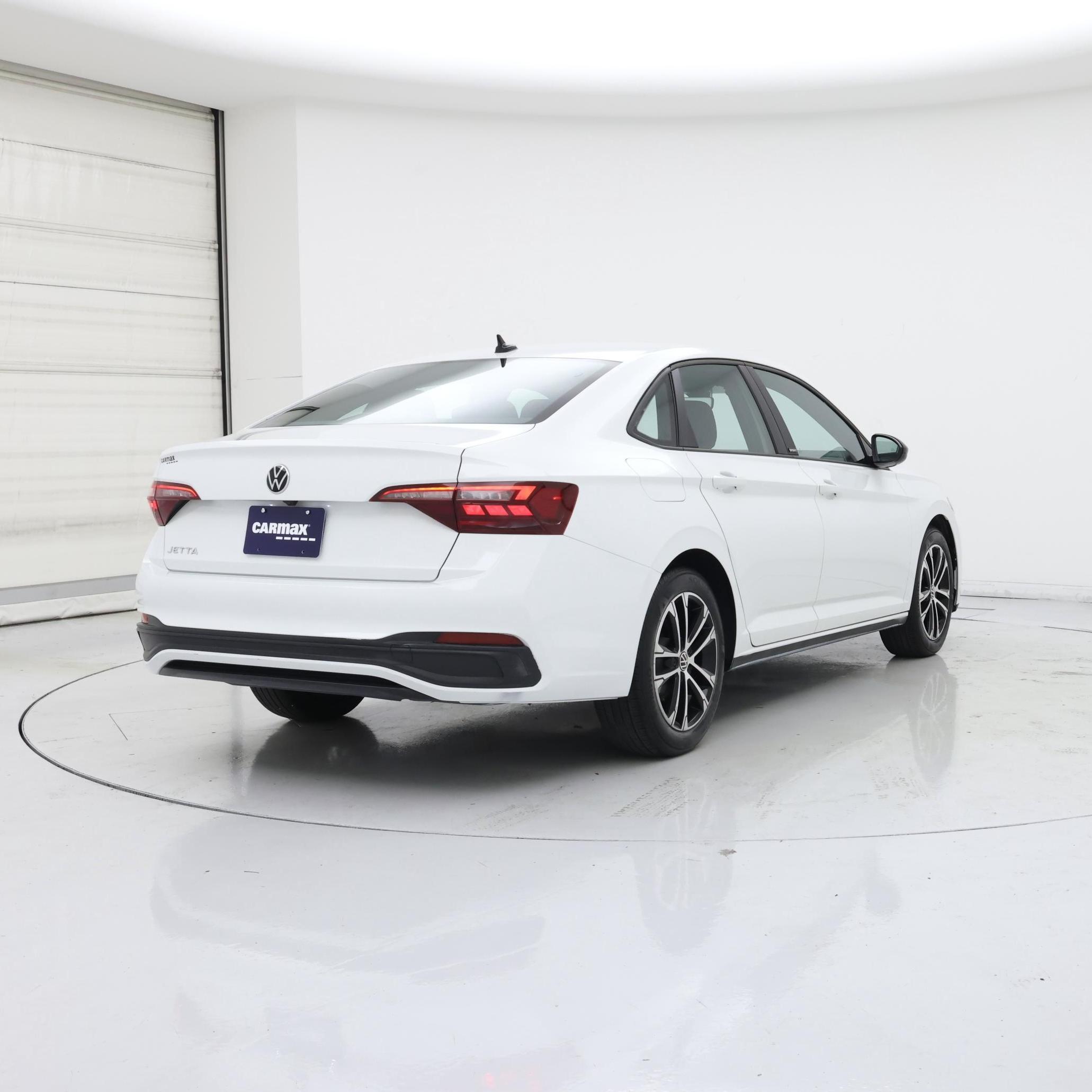 Thumbnail: 2024 Volkswagen Jetta - 8