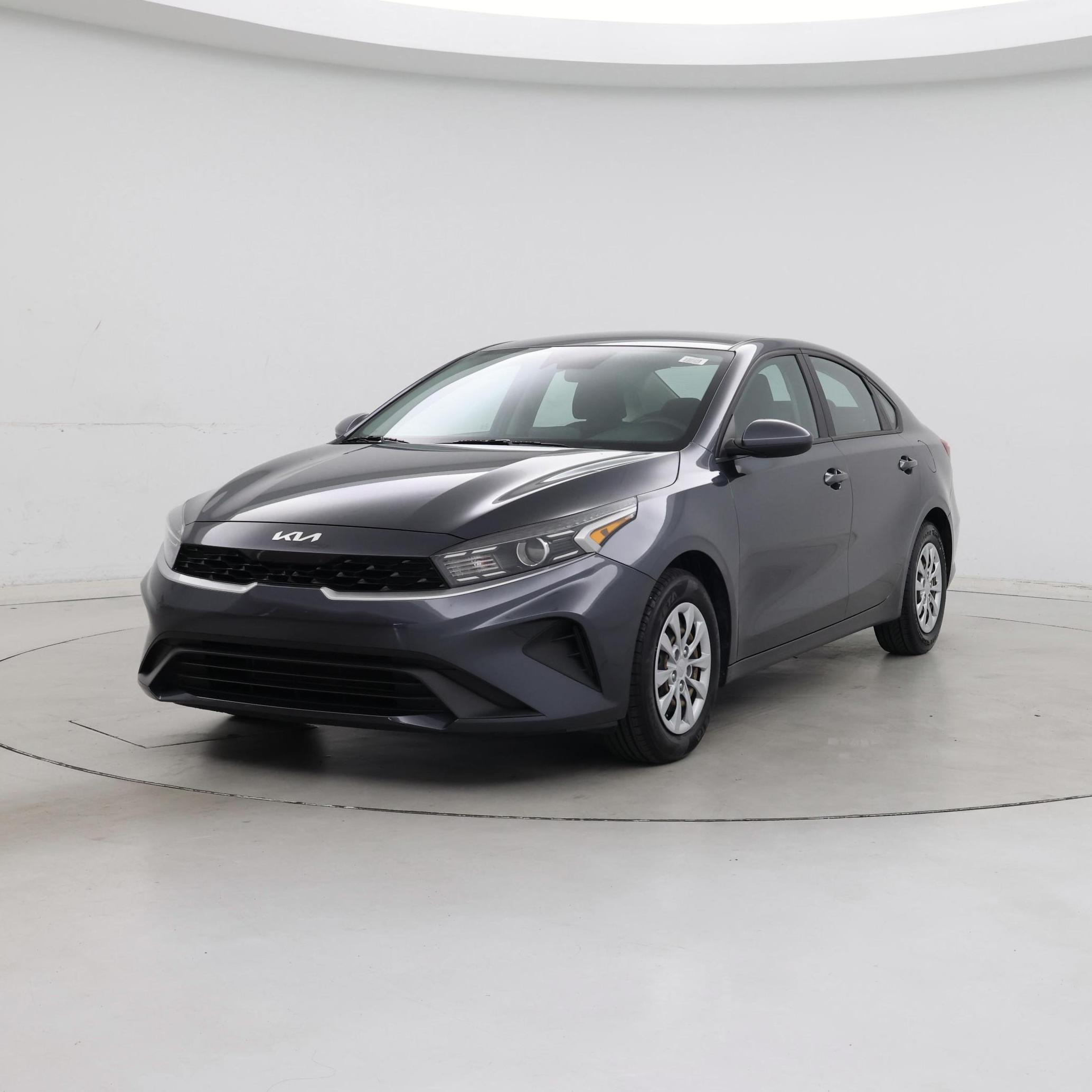 Thumbnail: 2023 Kia Forte - 4