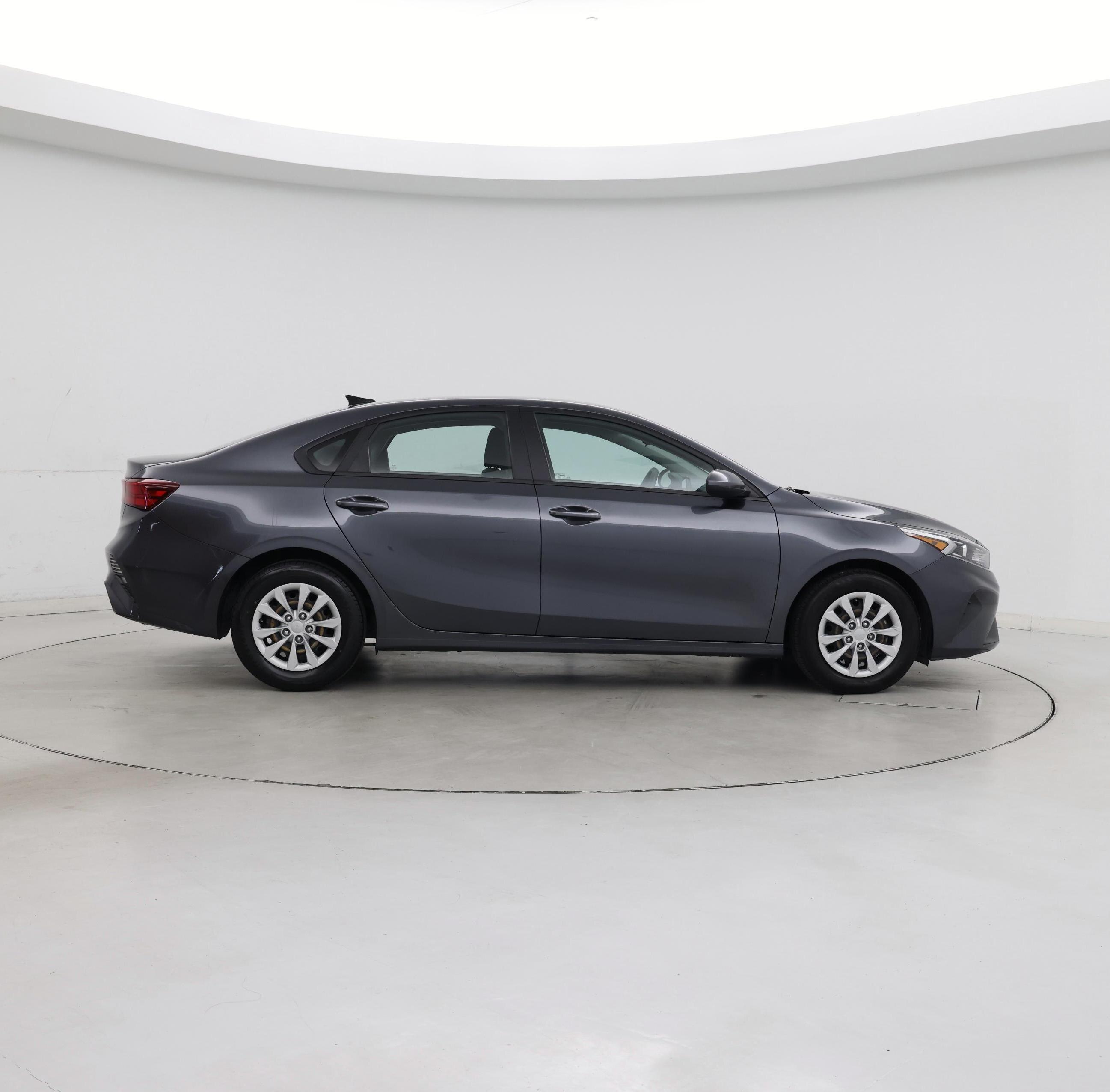 Thumbnail: 2023 Kia Forte - 7