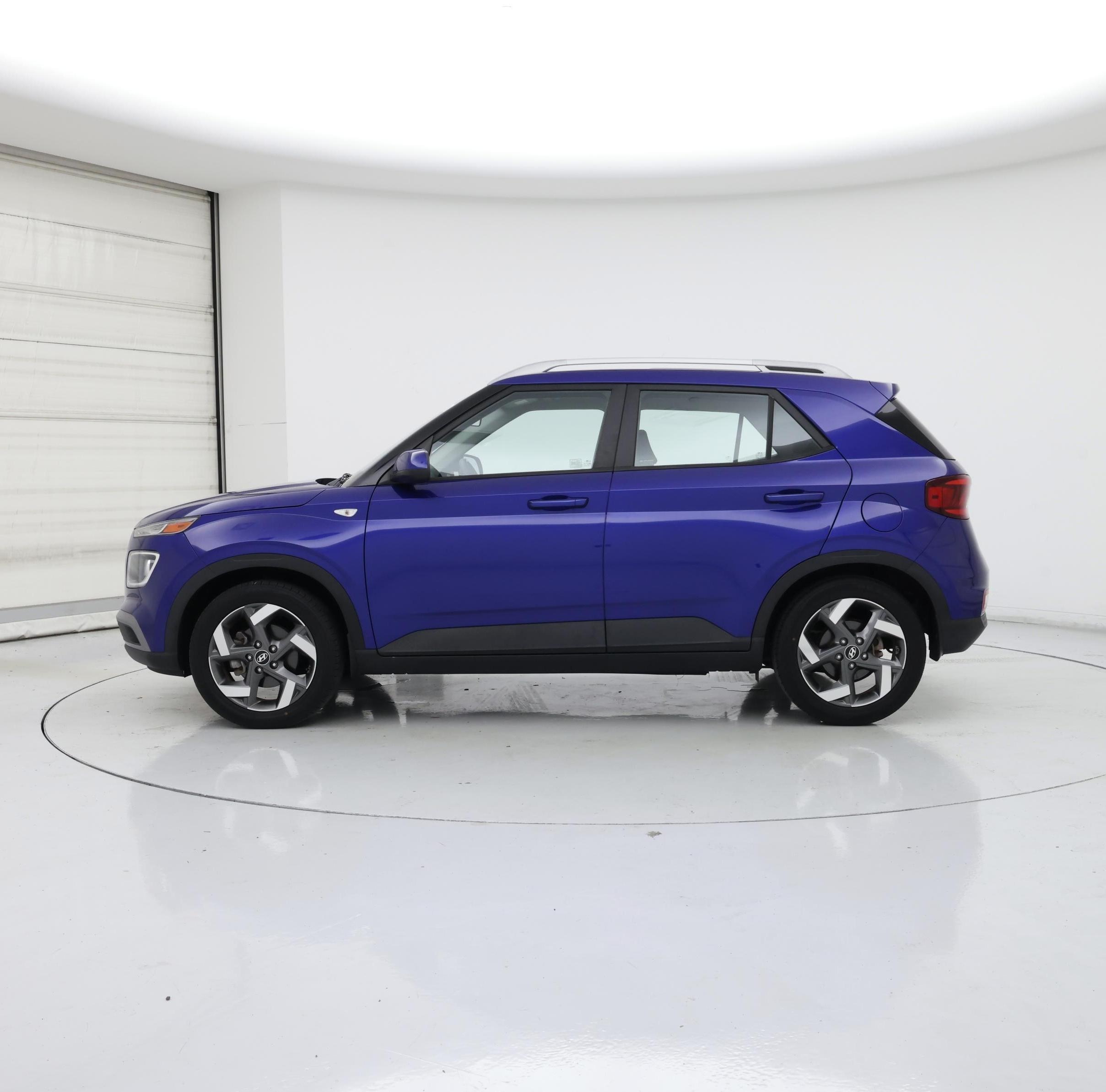 Thumbnail: 2021 Hyundai Venue - 3