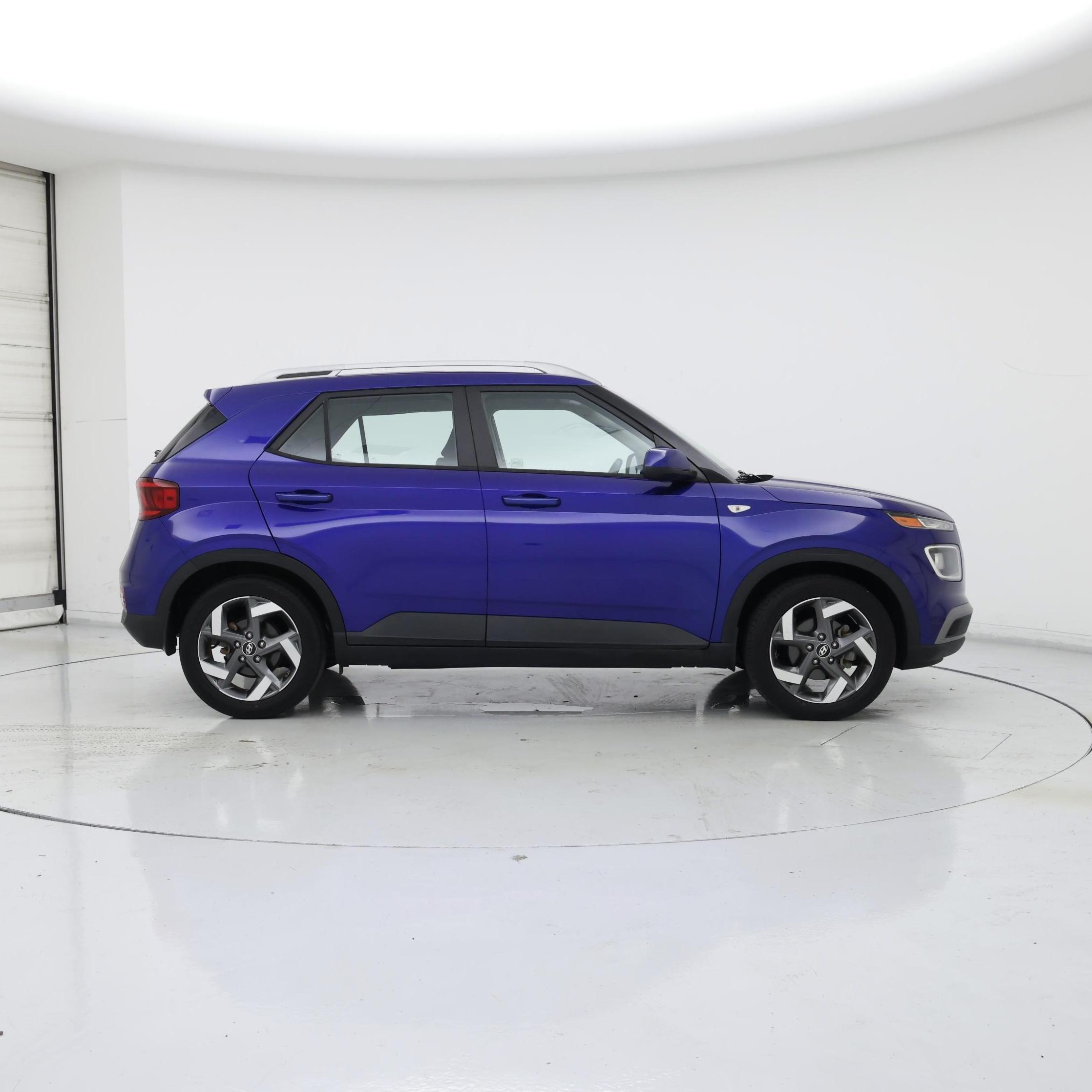 Thumbnail: 2021 Hyundai Venue - 7