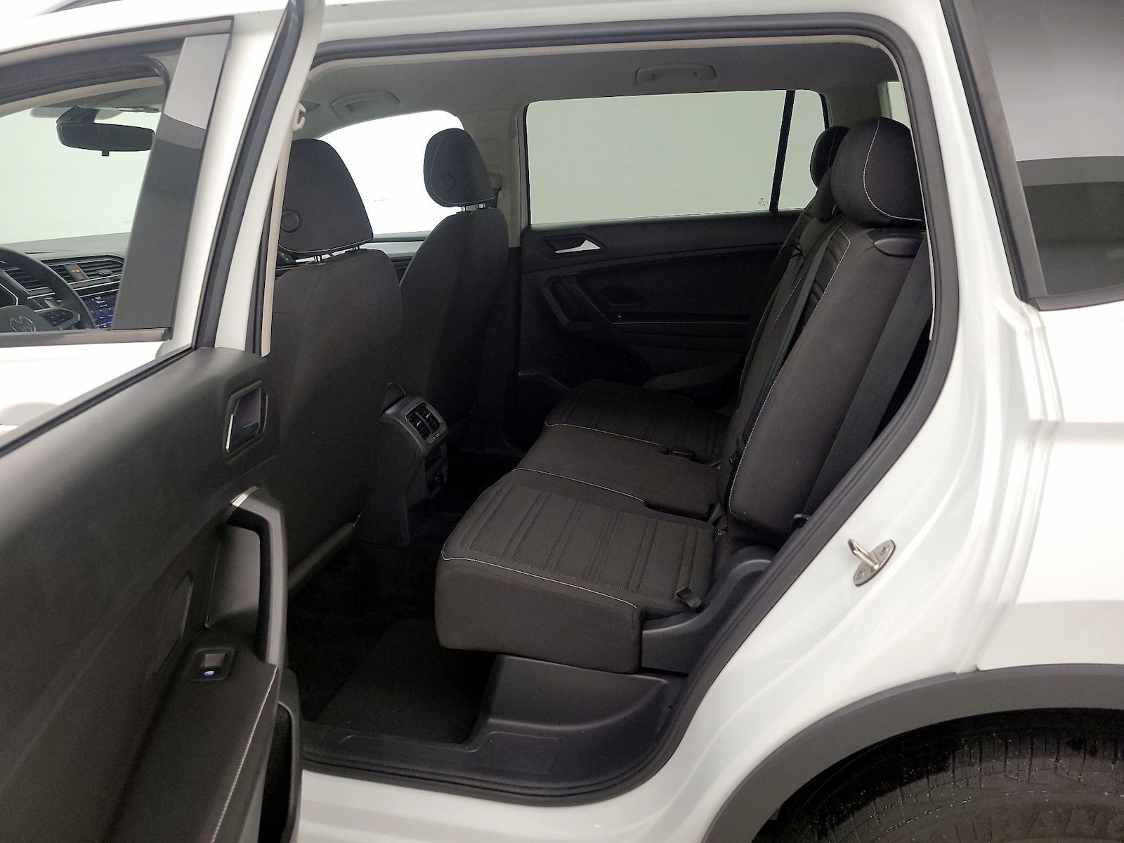 2023 Volkswagen Tiguan S - Photo 20
