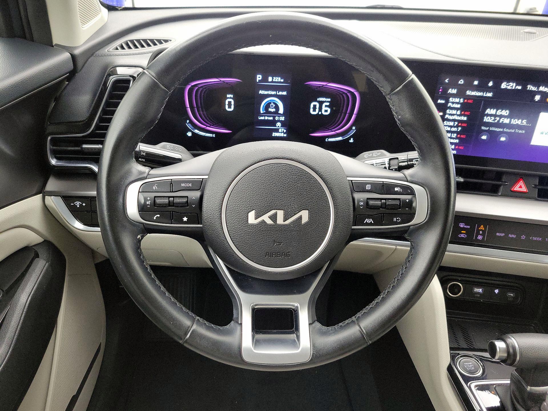Thumbnail: 2023 Kia Sportage - 10