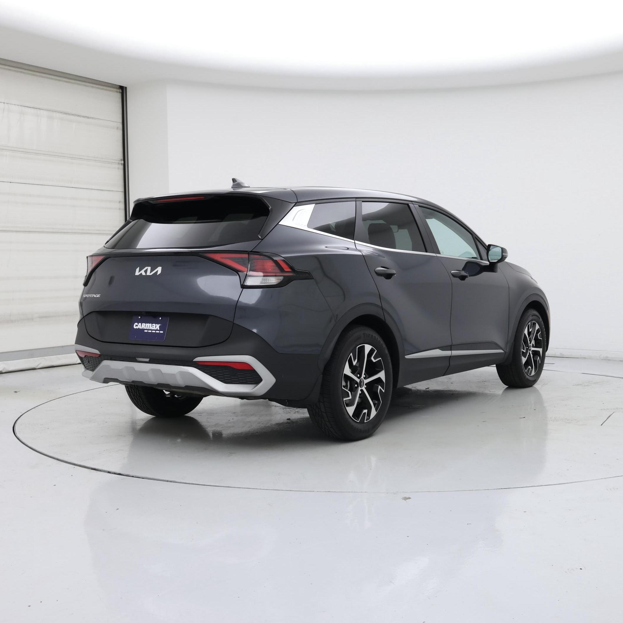Thumbnail: 2023 Kia Sportage - 8