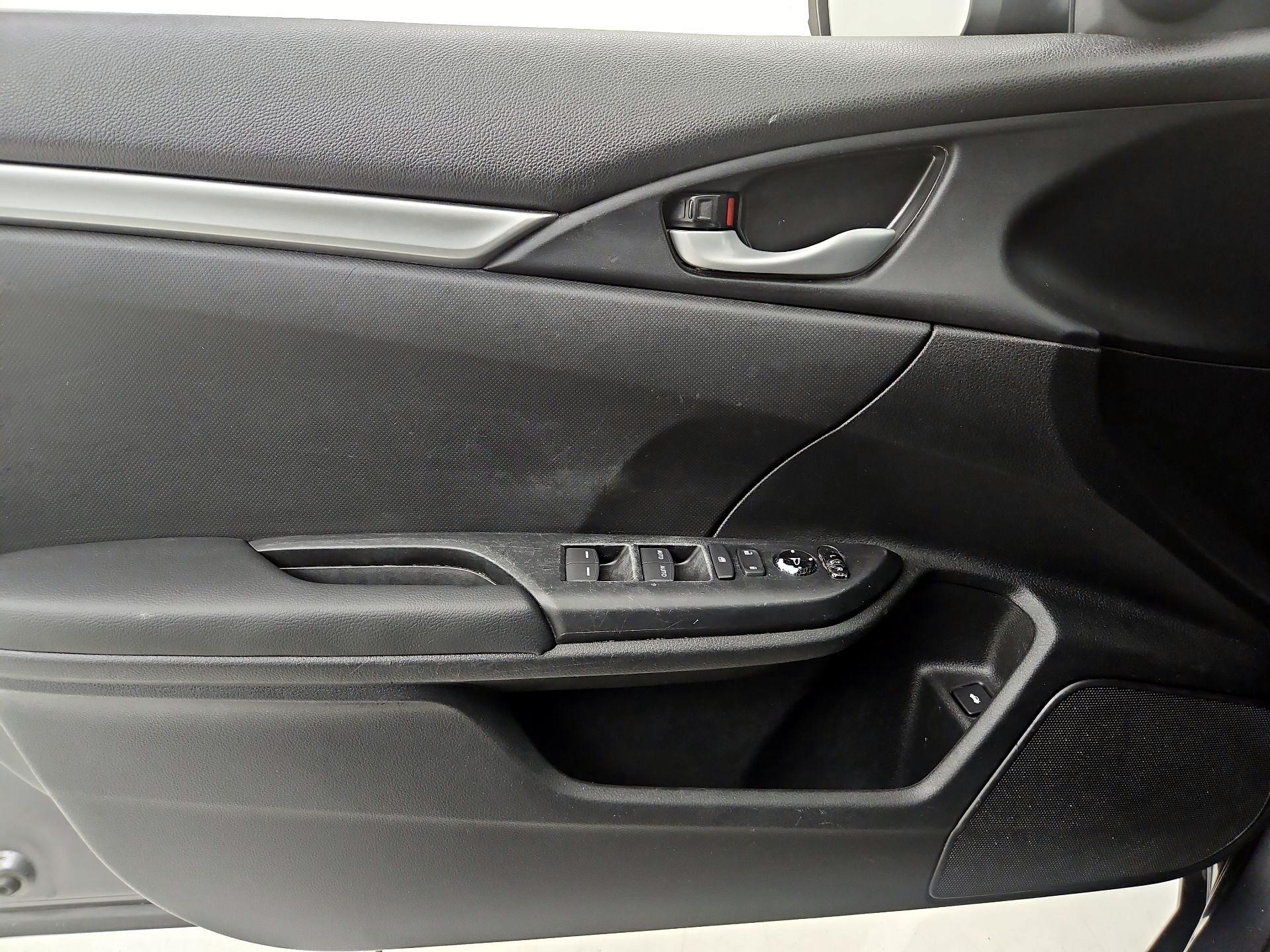 Thumbnail: 2020 Honda Civic - 10