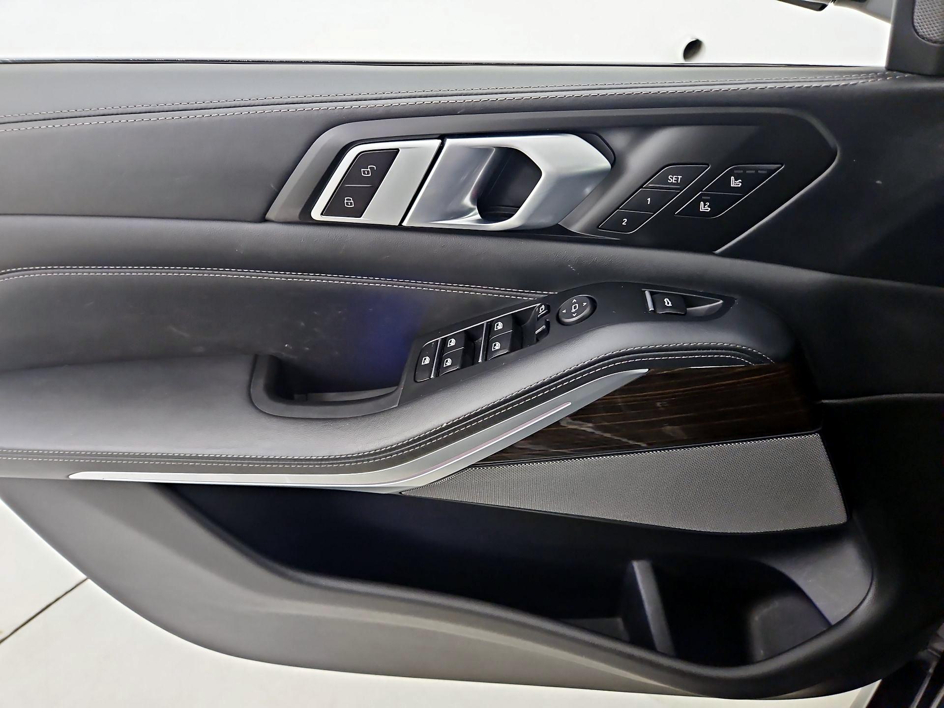 Thumbnail: 2020 BMW X5 - 12