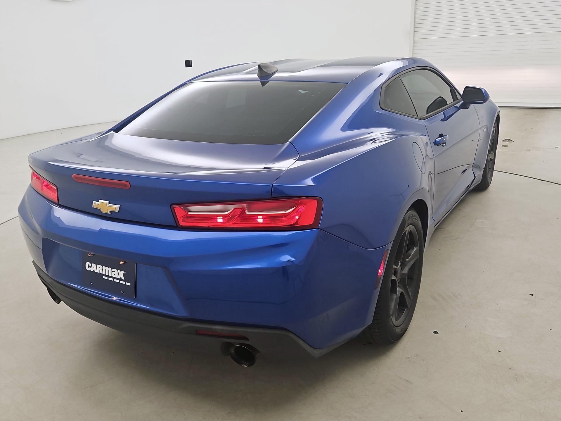 Thumbnail: 2018 Chevrolet Camaro - 5