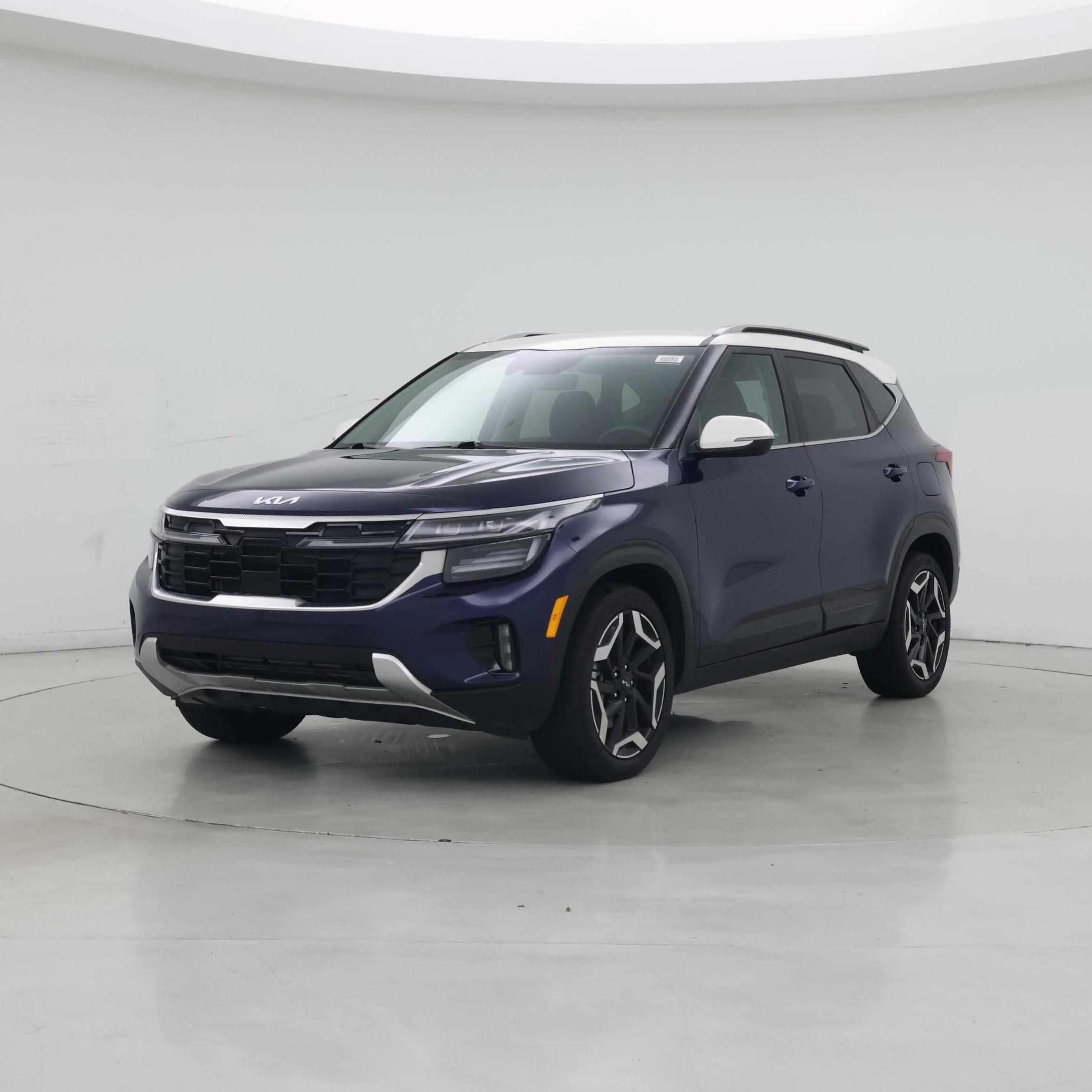 Thumbnail: 2024 Kia Seltos - 4