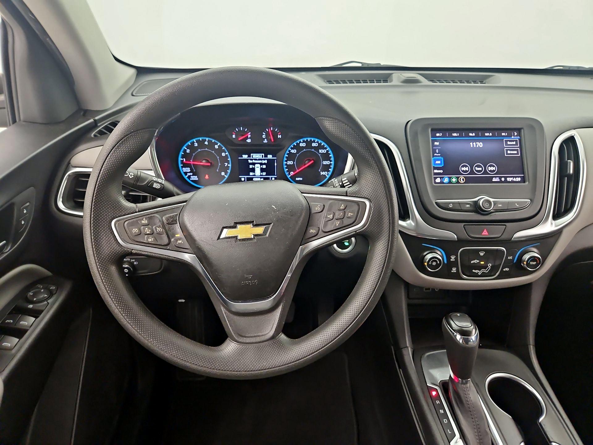 Thumbnail: 2020 Chevrolet Equinox - 10