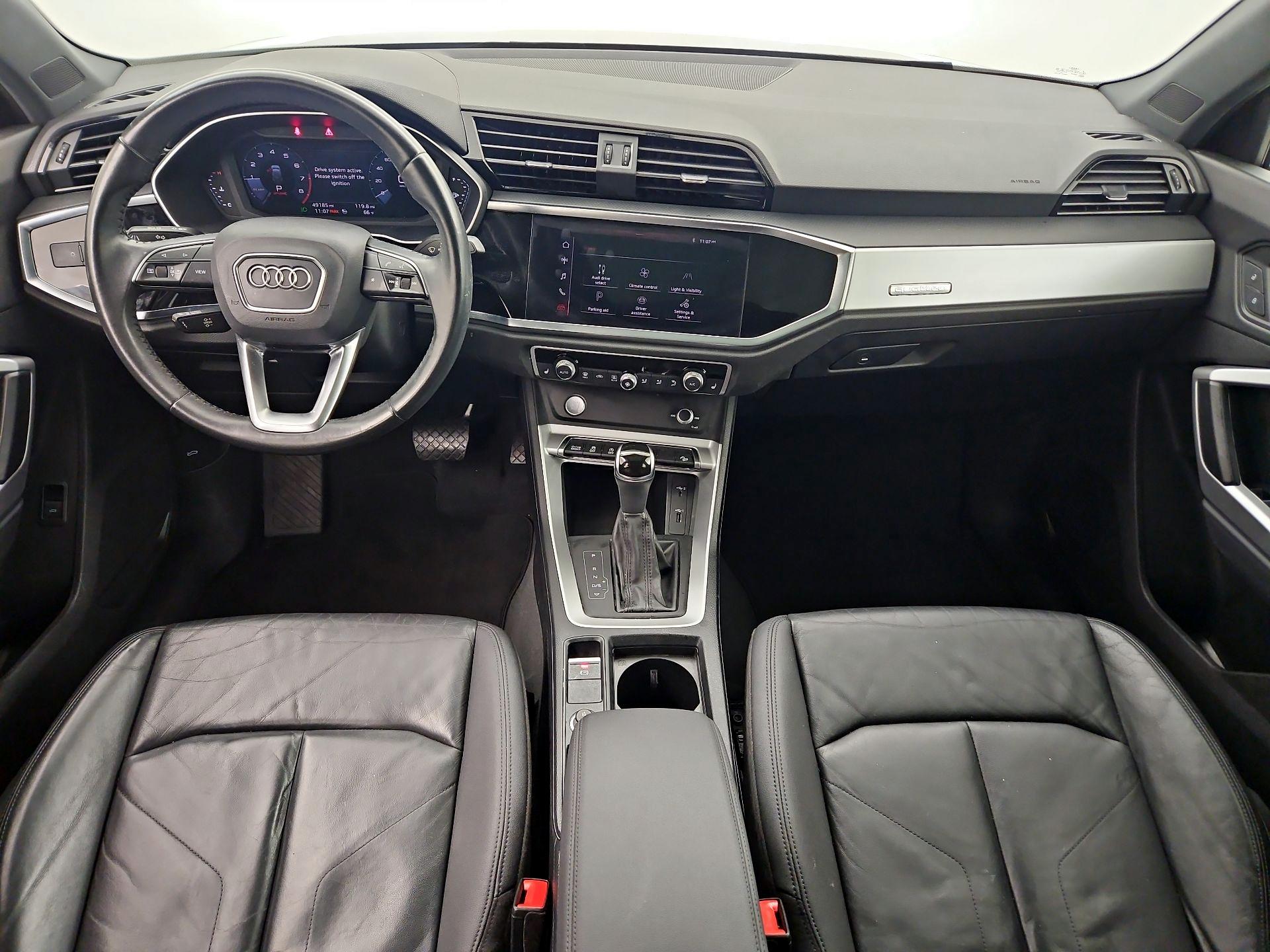 Thumbnail: 2020 Audi Q3 - 9