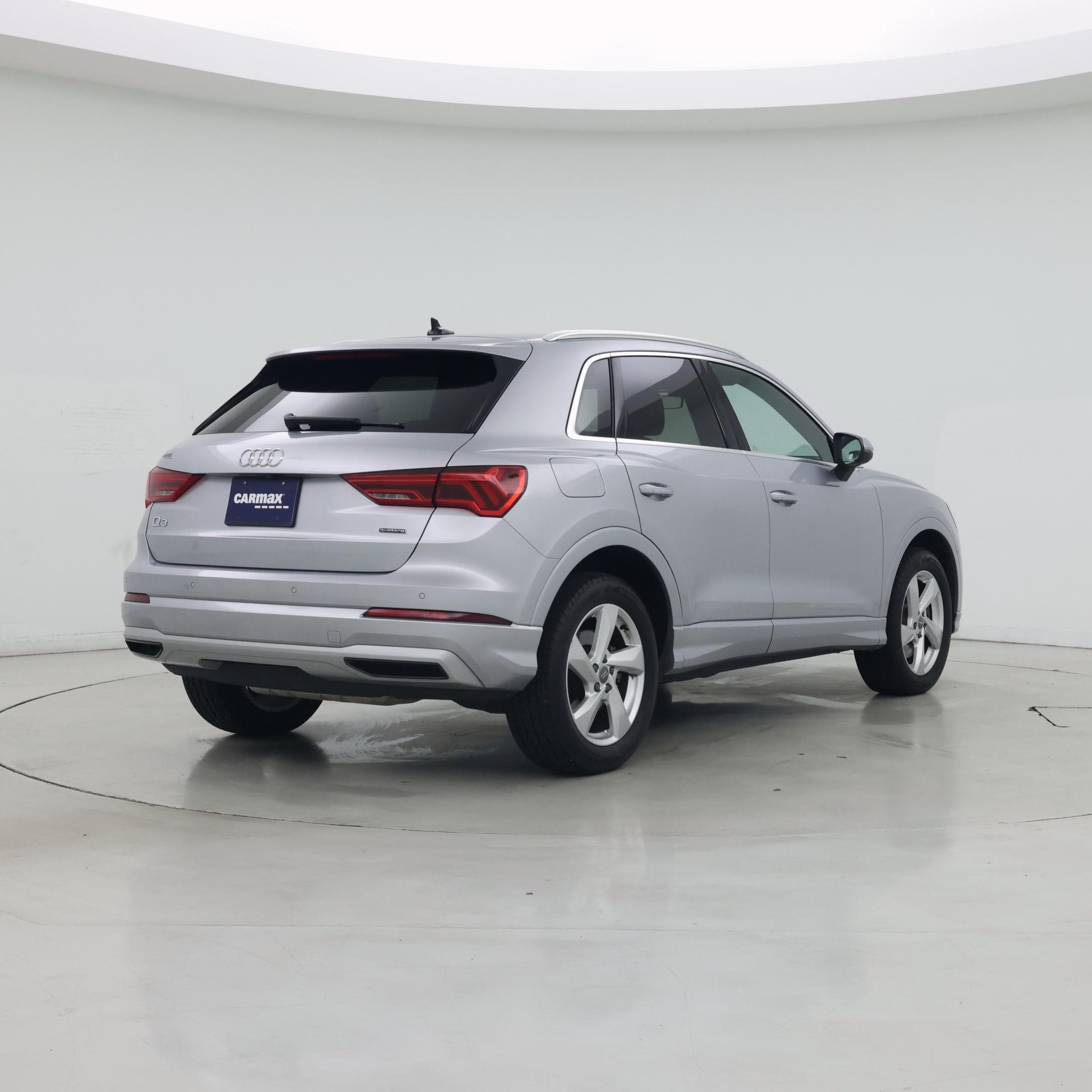Thumbnail: 2020 Audi Q3 - 8