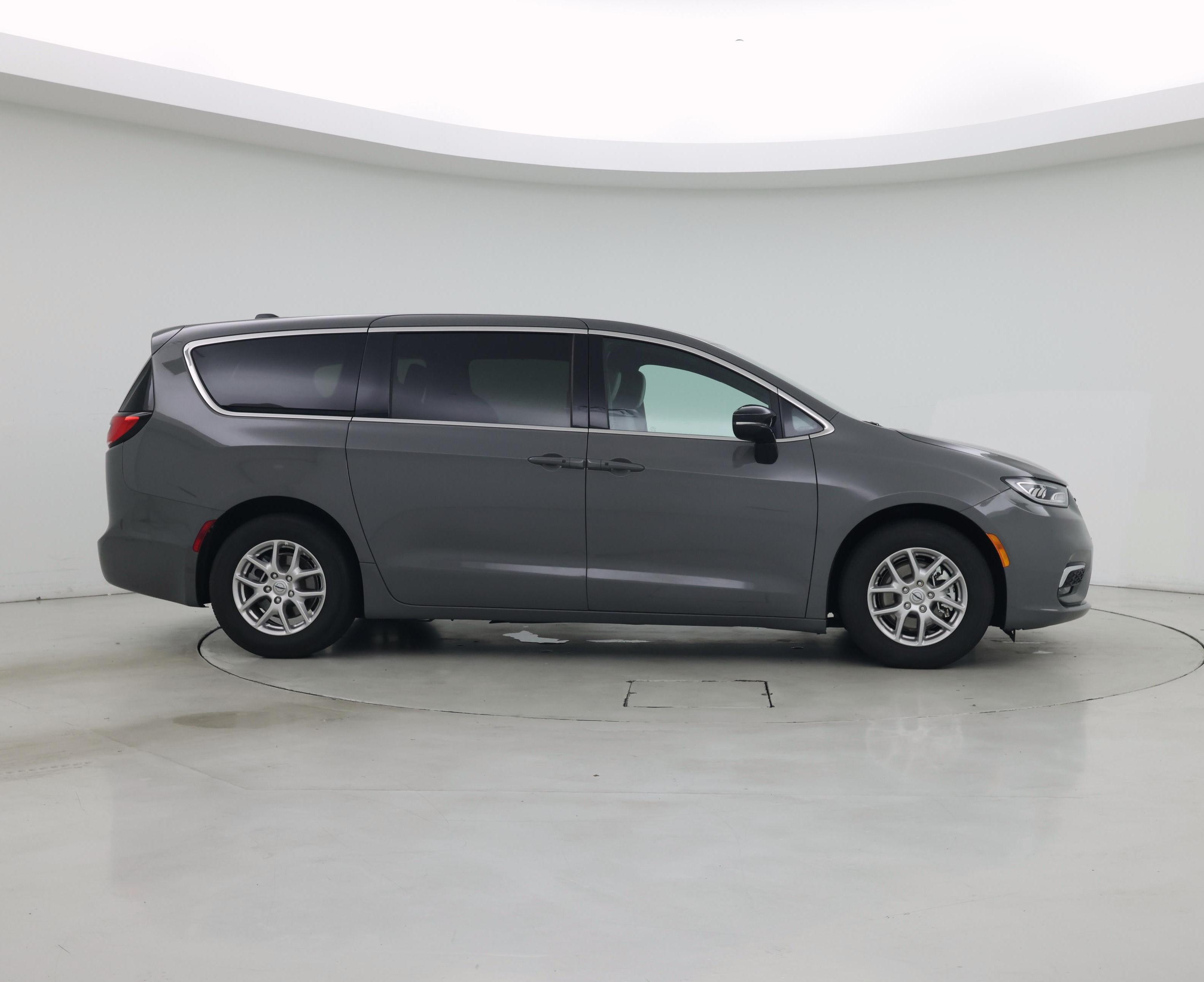 Thumbnail: 2025 Chrysler Pacifica - 7