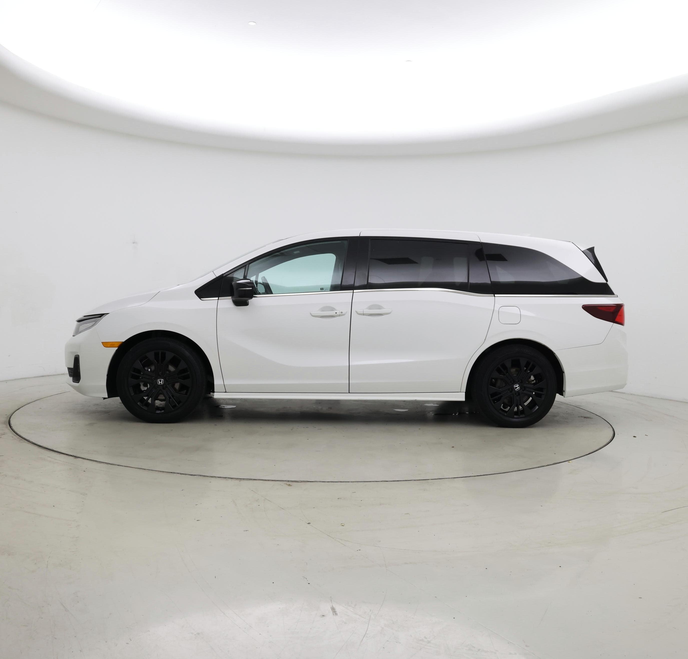 Thumbnail: 2025 Honda Odyssey - 3
