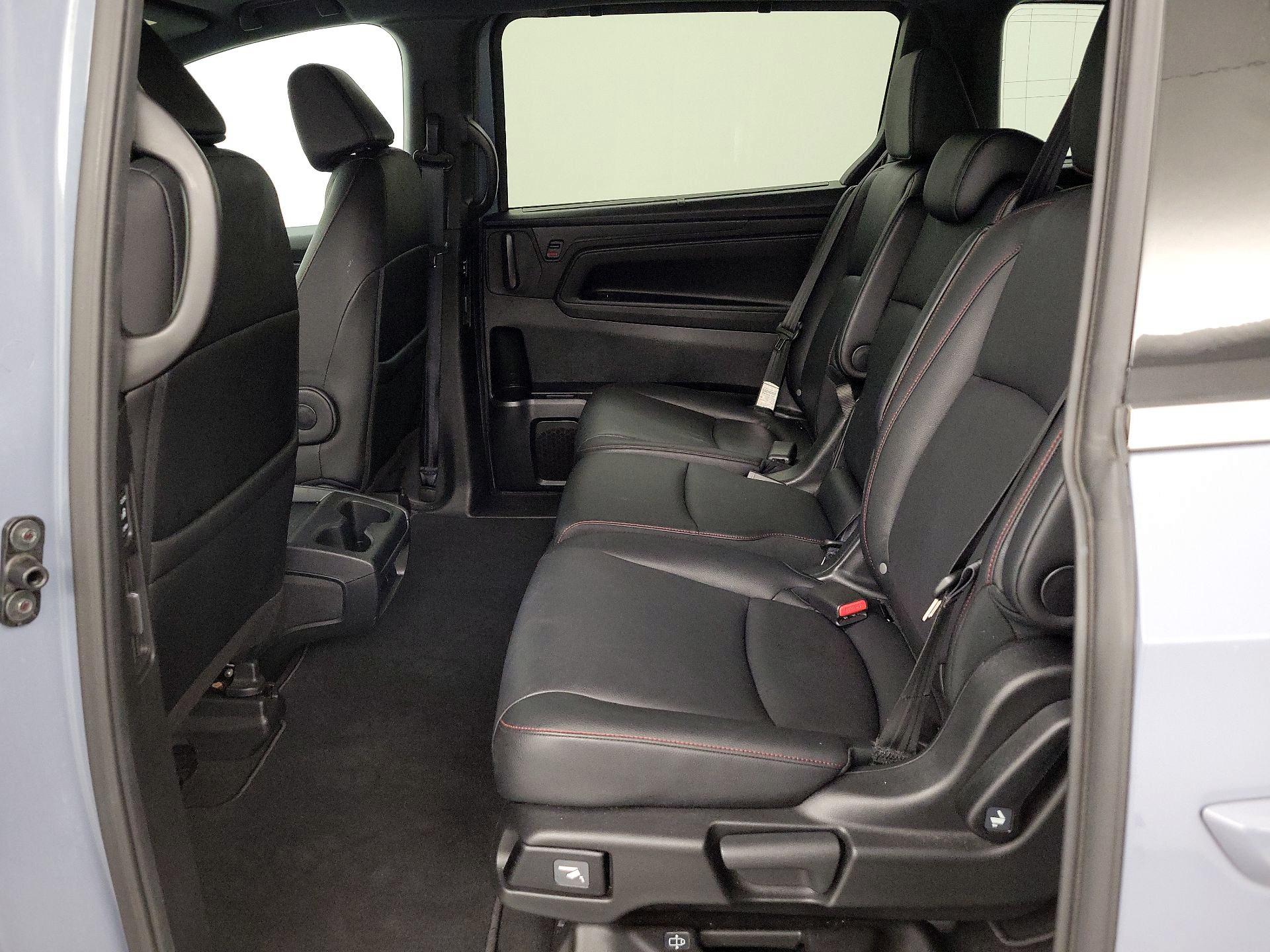Thumbnail: 2025 Honda Odyssey - 18