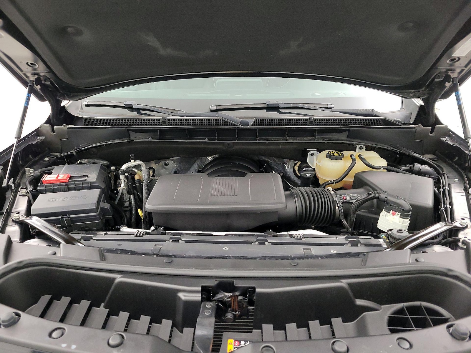 2022 GMC Yukon SLT - Photo 25