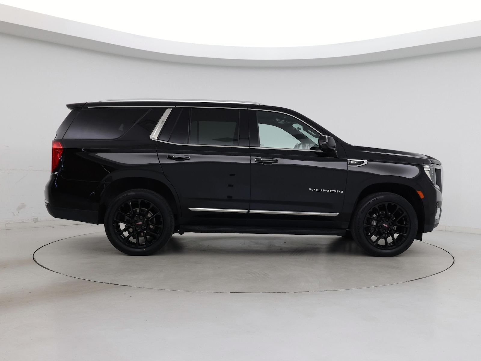 2022 GMC Yukon SLT - Photo 8
