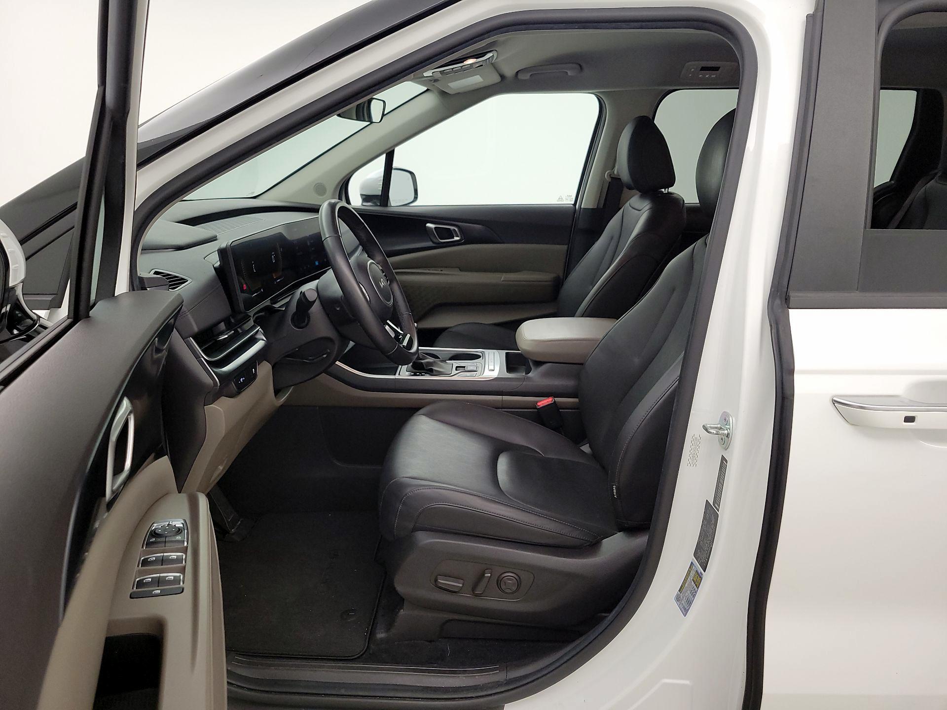 Thumbnail: 2025 Kia Carnival - 11