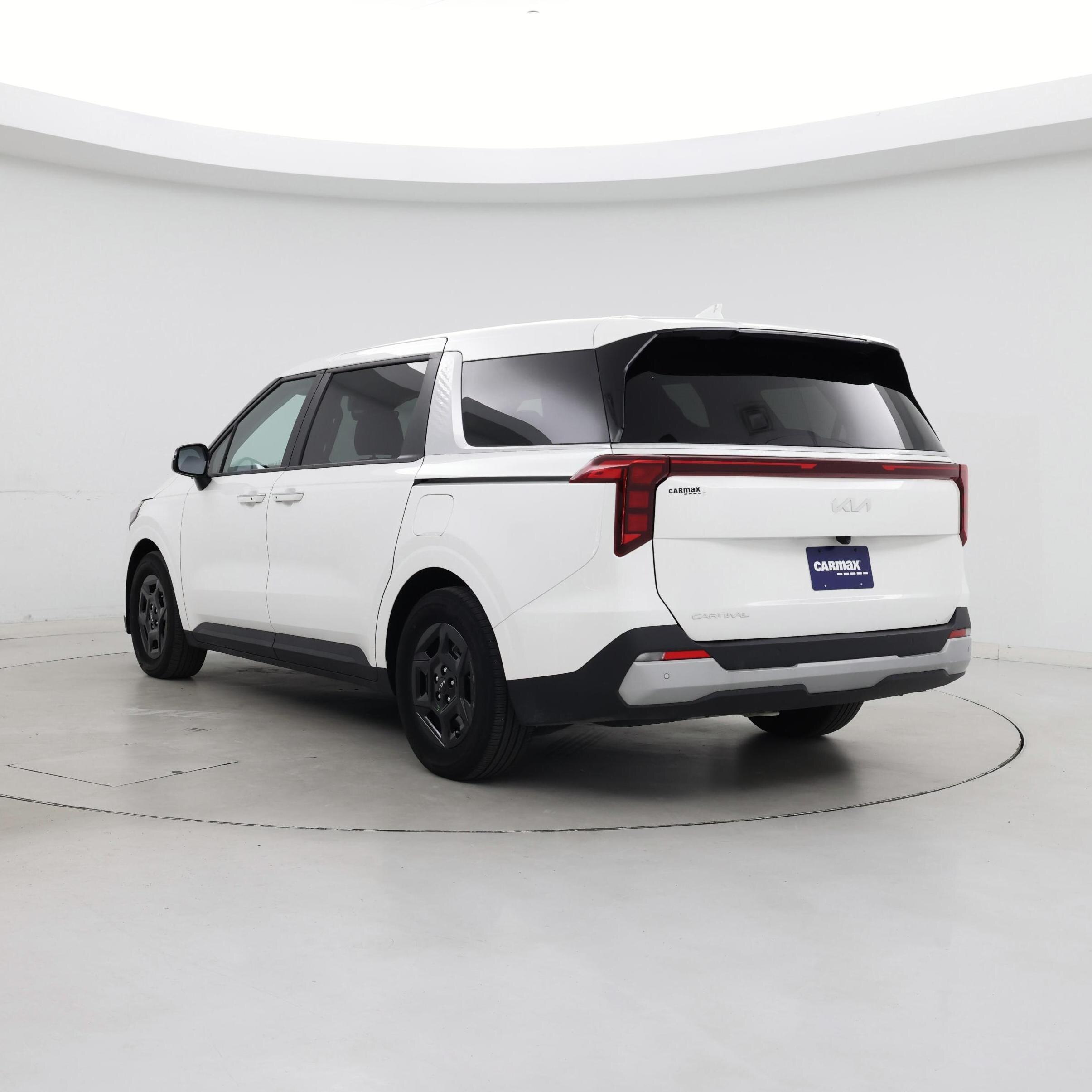 Thumbnail: 2025 Kia Carnival - 2
