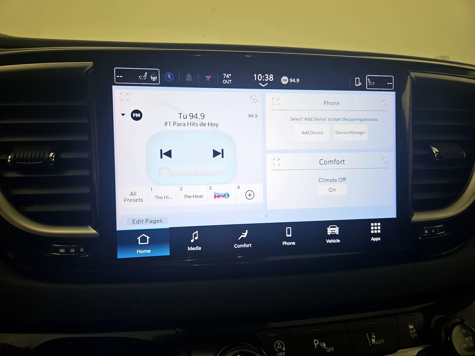 Thumbnail: 2025 Chrysler Pacifica - 13